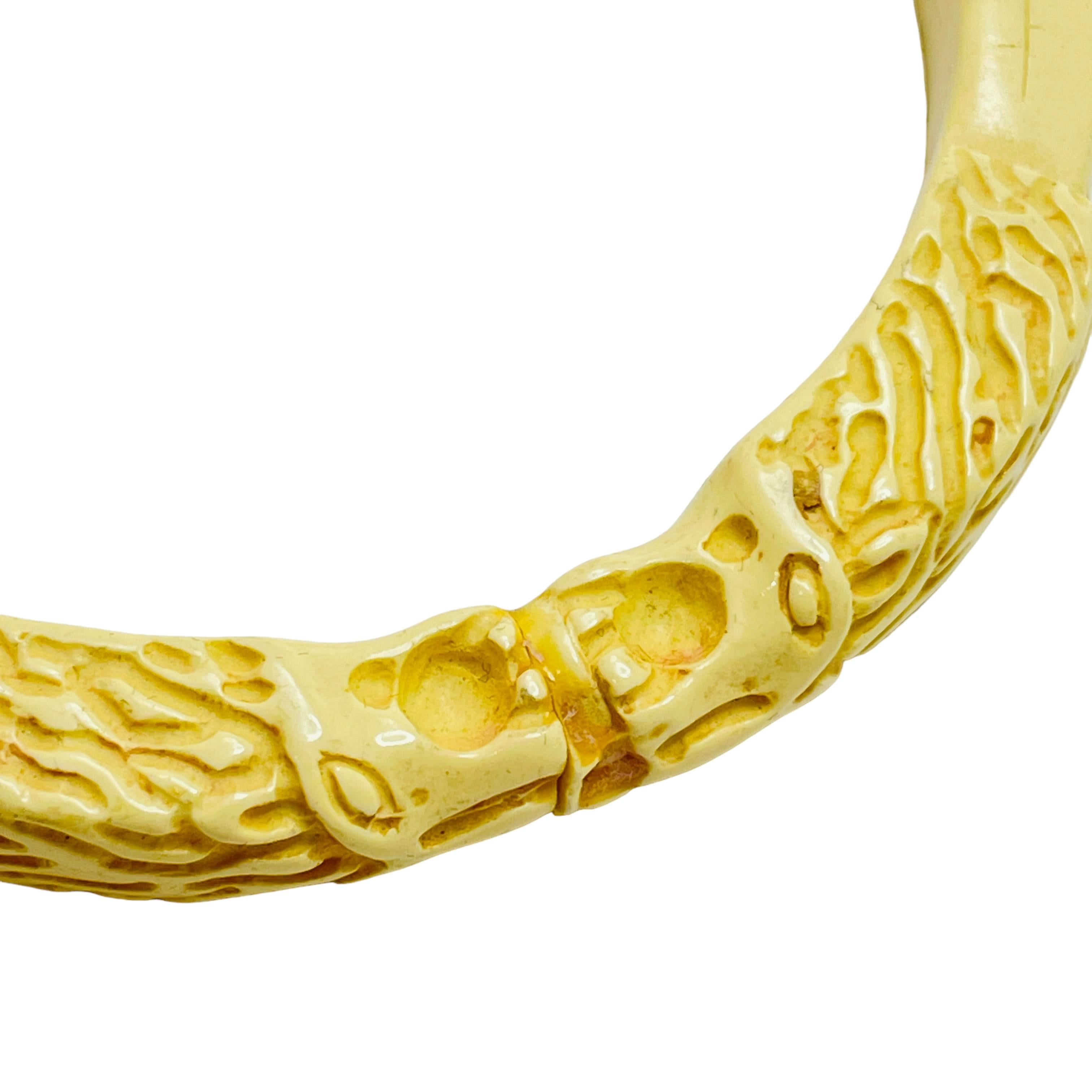 vintage plastic bangle bracelets