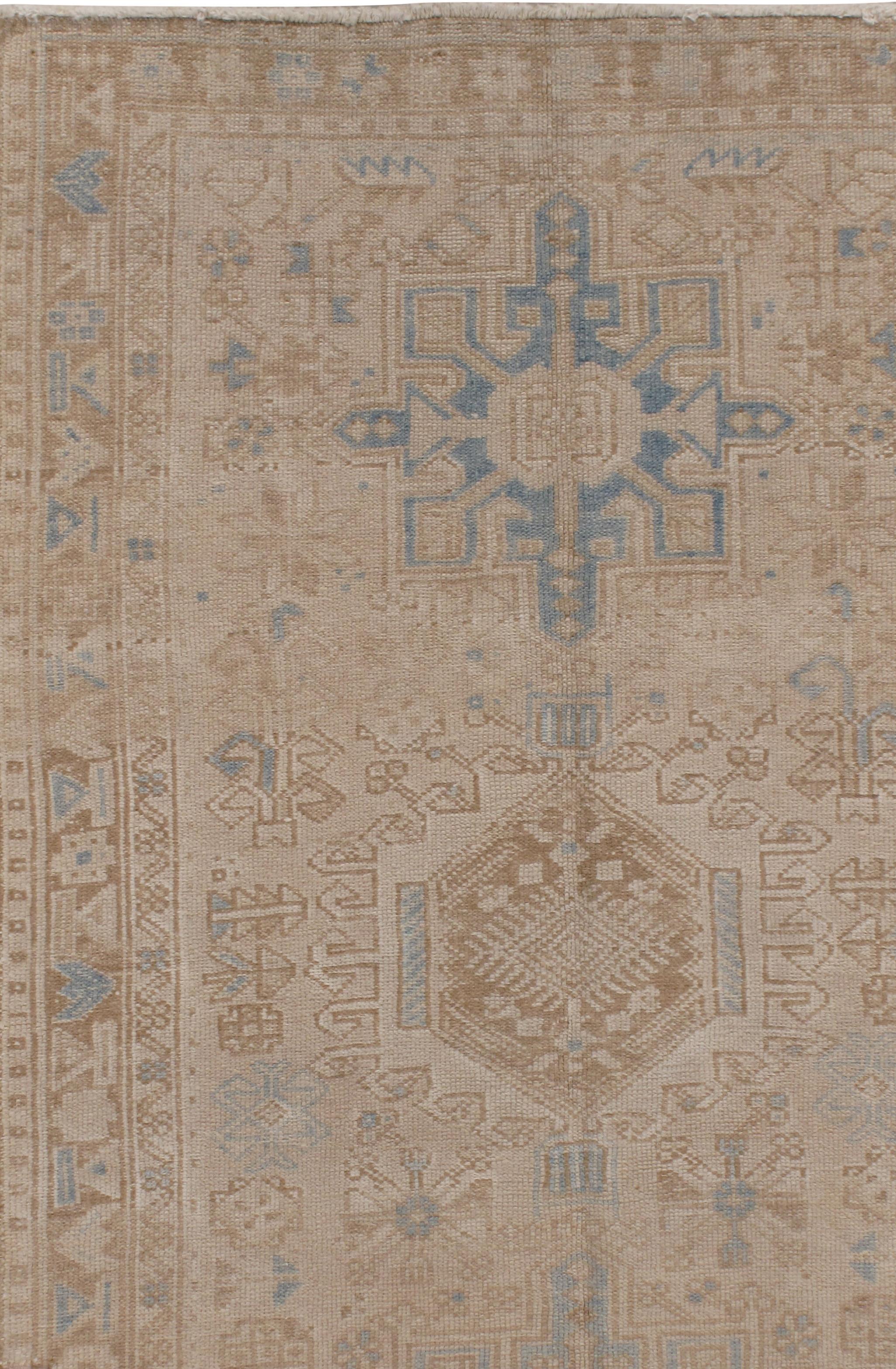 Laine Vintage Cream Turkish Oushak Runner 3' x 10'4 en vente