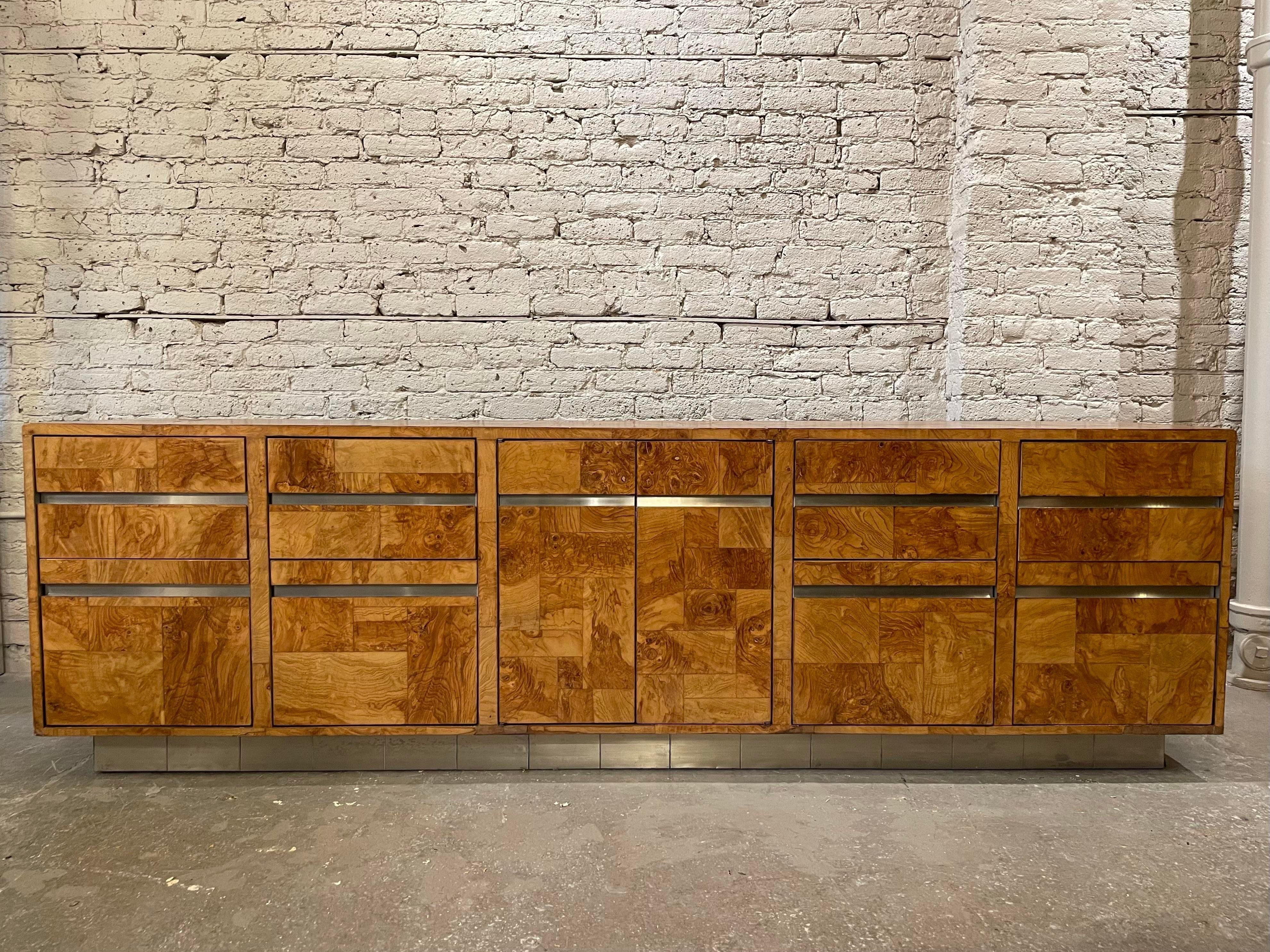 Vintage Credenza Dresser 1970s in the Manner of Milo Baughman 5