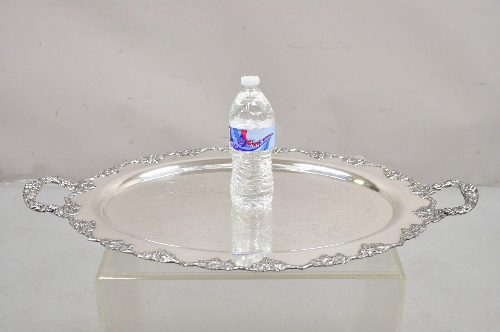 Vintage Crescent 1082 Victorian Style Silver Plated Oval Serving Platter Tray In Good Condition For Sale In Philadelphia, PA