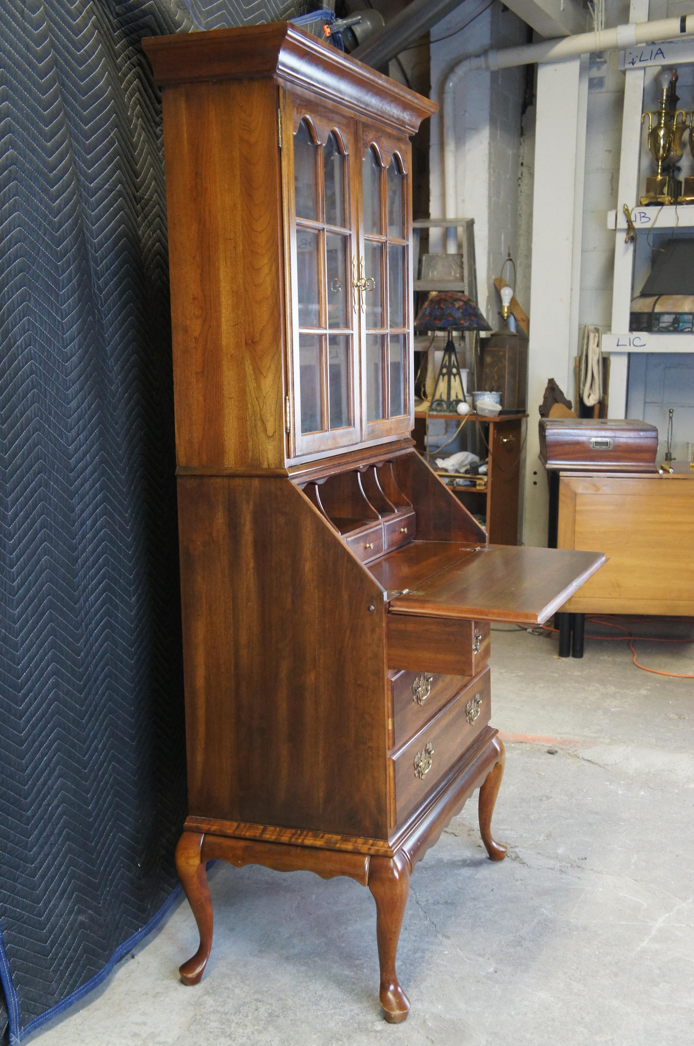 Vintage Cresent Queen Anne Style Cherry Secretary Writing Desk Bookcase Bureau In Good Condition For Sale In Dayton, OH