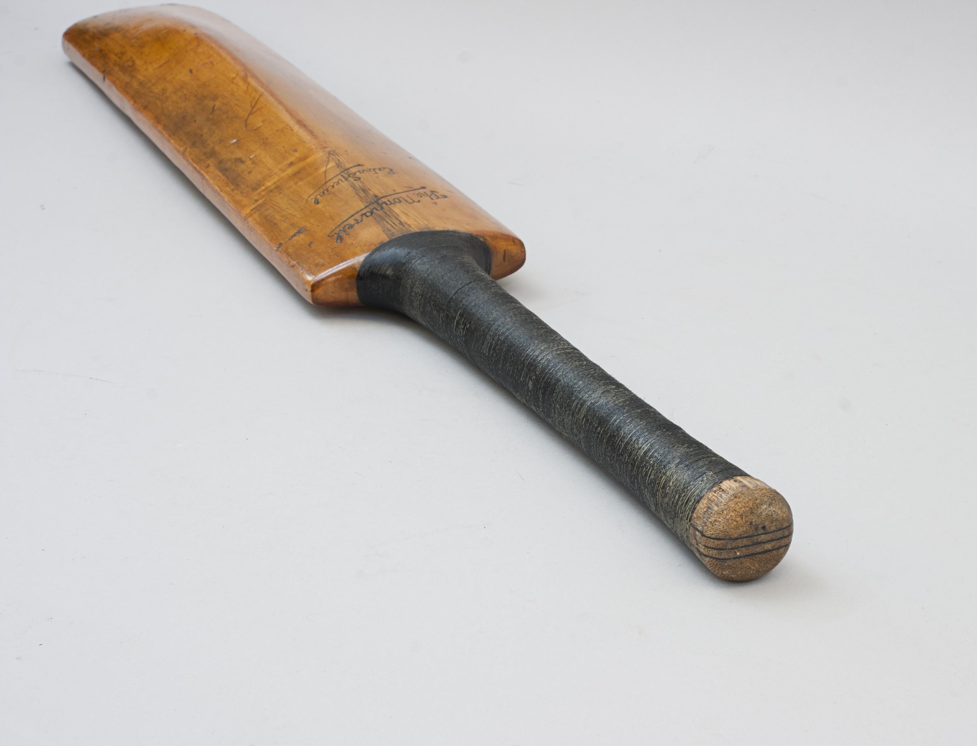 Vintage Cricket Bat, The Nonpareil  For Sale 3
