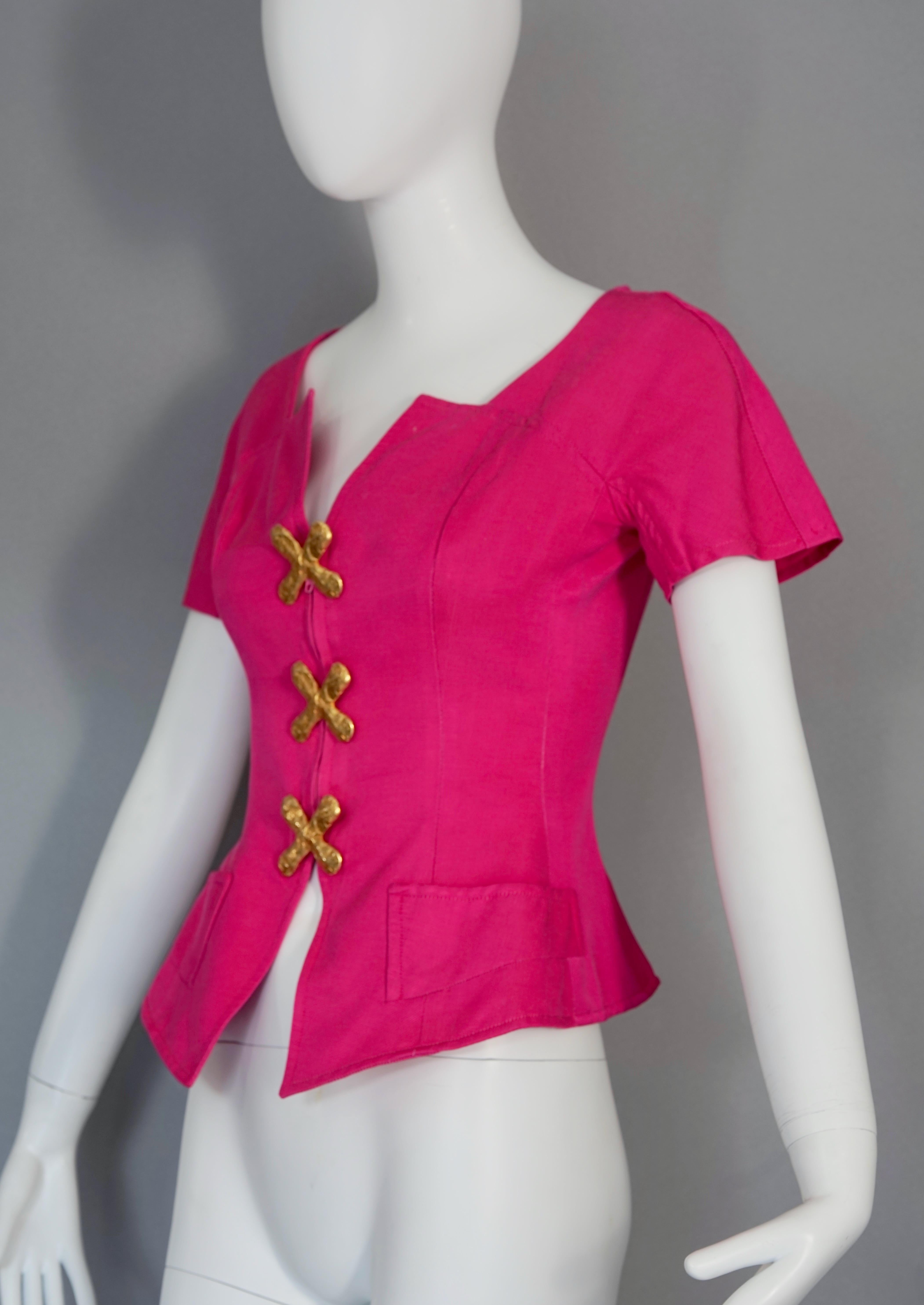Vintage CRISTIAN LACROIX Jewelled Fuchsia Pink Blouse Top In Good Condition For Sale In Kingersheim, Alsace