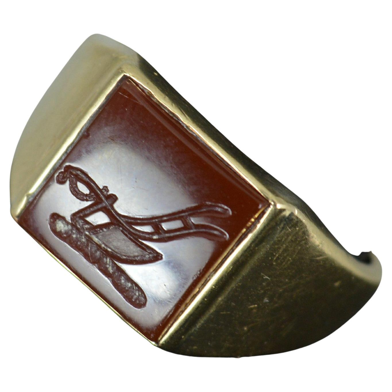 Vintage Cropp and Farr 9 Carat Gold and Carnelian Plough Farm Seal Signet Ring For Sale