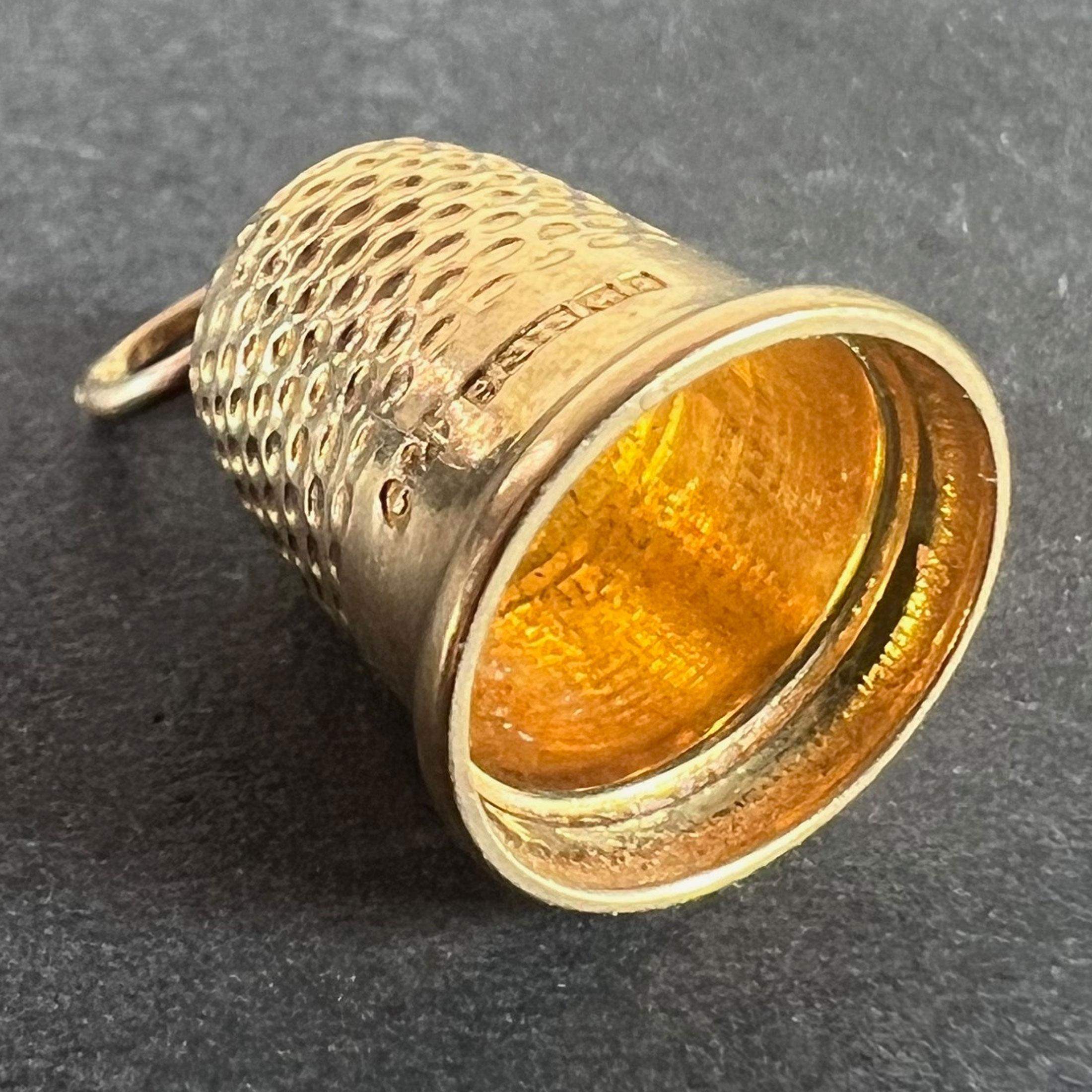 Vintage Cropp and Farr Thimble 9K Yellow Gold Charm Pendant For Sale 2