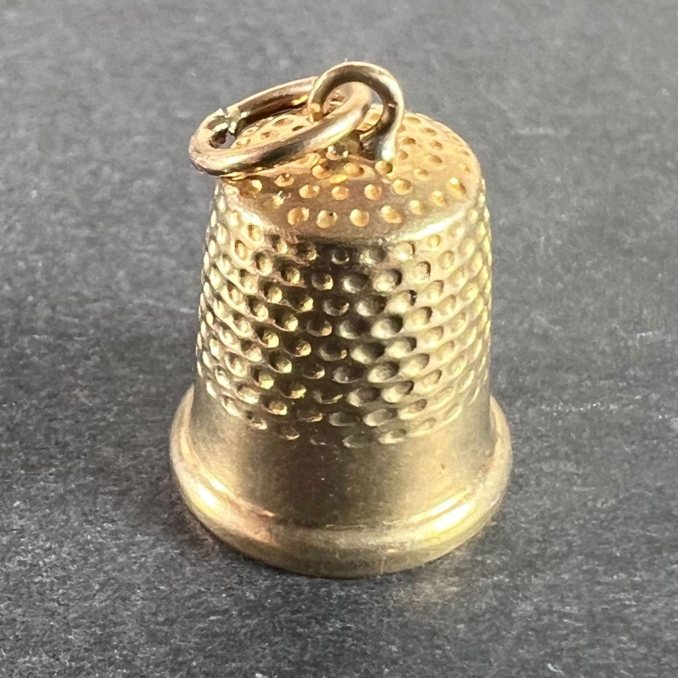 Vintage Cropp and Farr Thimble 9K Yellow Gold Charm Pendant For Sale 4