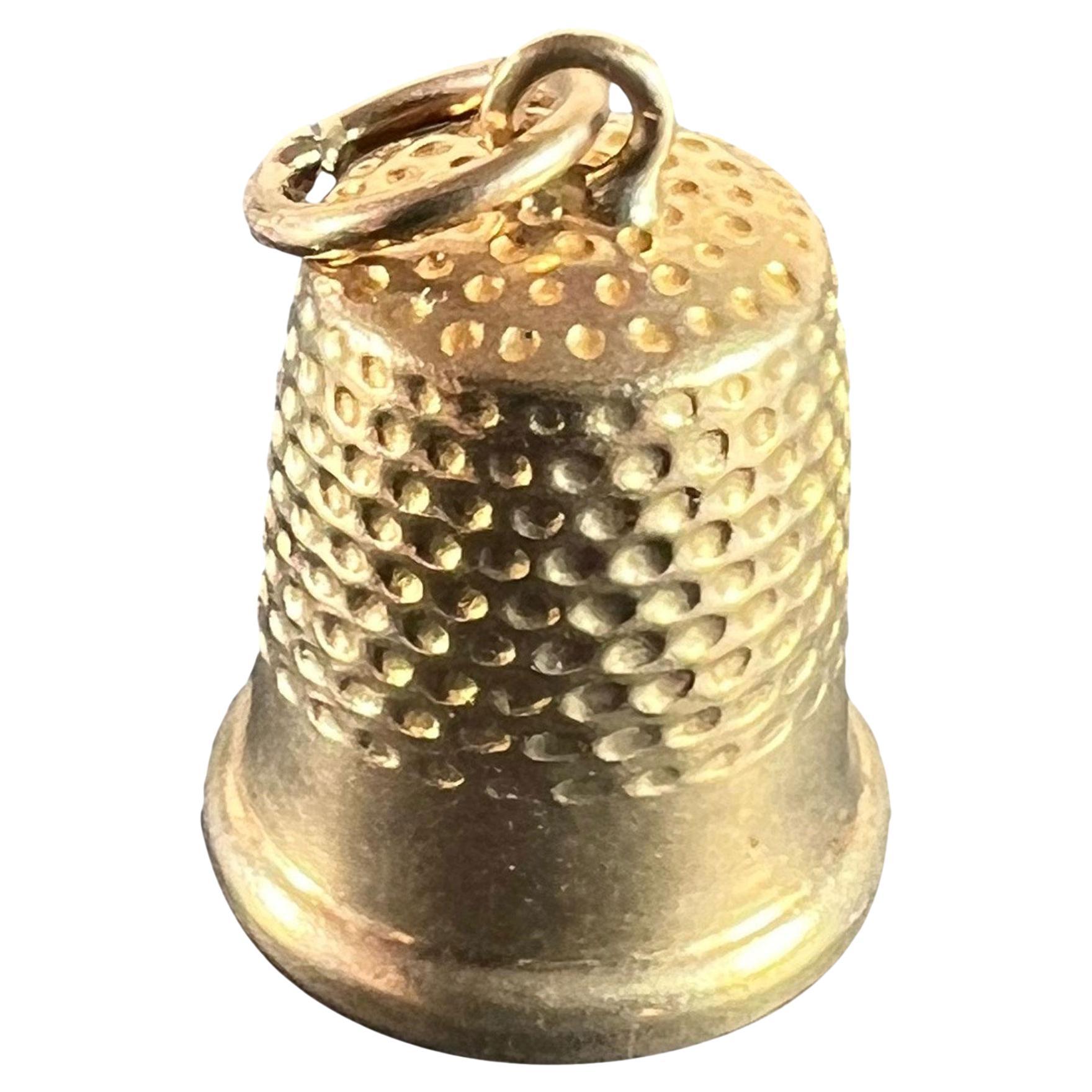 Vintage Cropp and Farr Thimble 9K Yellow Gold Charm Pendant For Sale