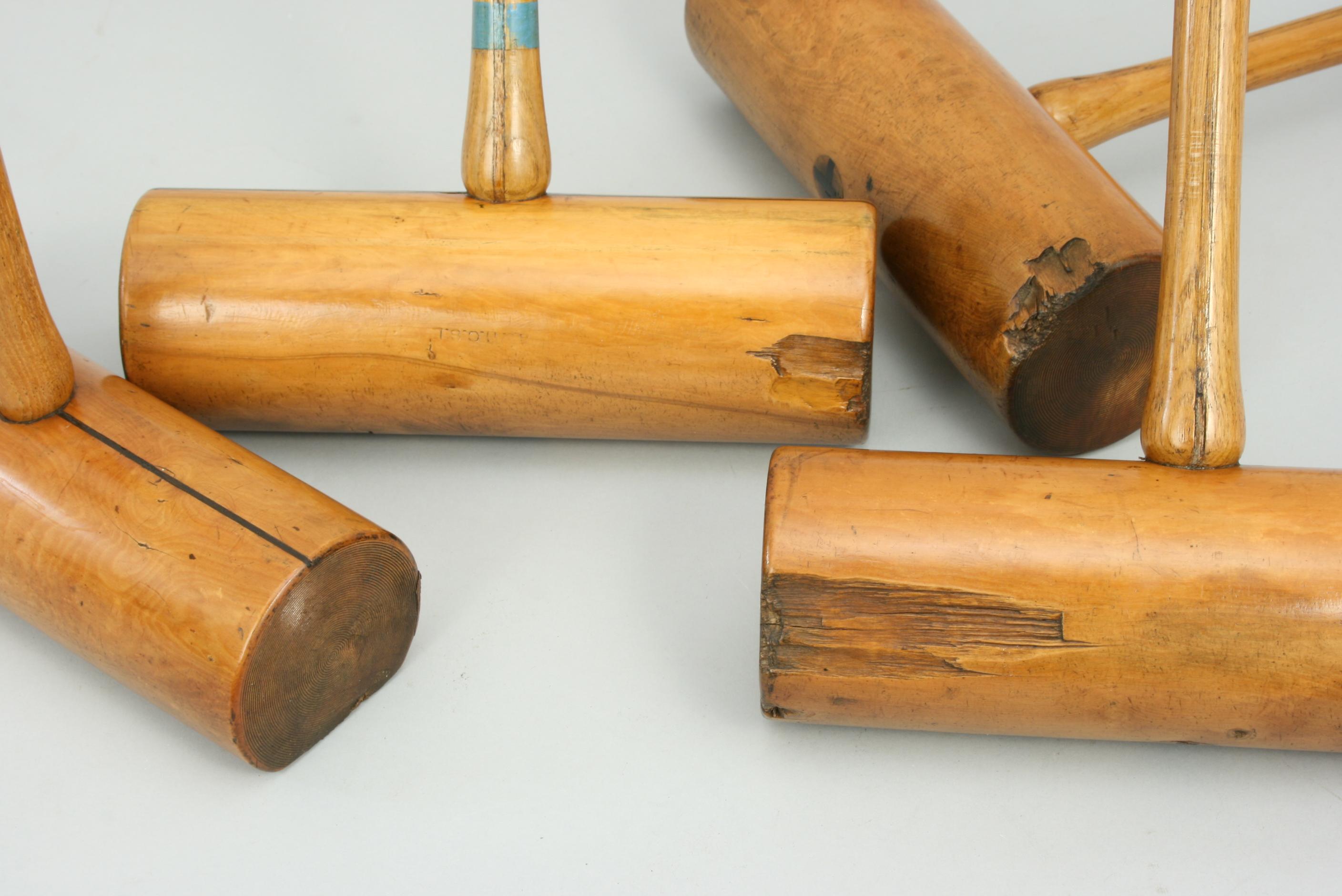 Vintage Croquet Set in Pine Box, Jaques, London, Army and Navy Co-Op Society Ltd In Good Condition In Oxfordshire, GB