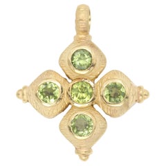 Vintage cross Green Greek Style 14 Karat natural Peridot solid yellow gold Vintage cross Green Greek Style 14 Karat natural Peridot solid yellow gold