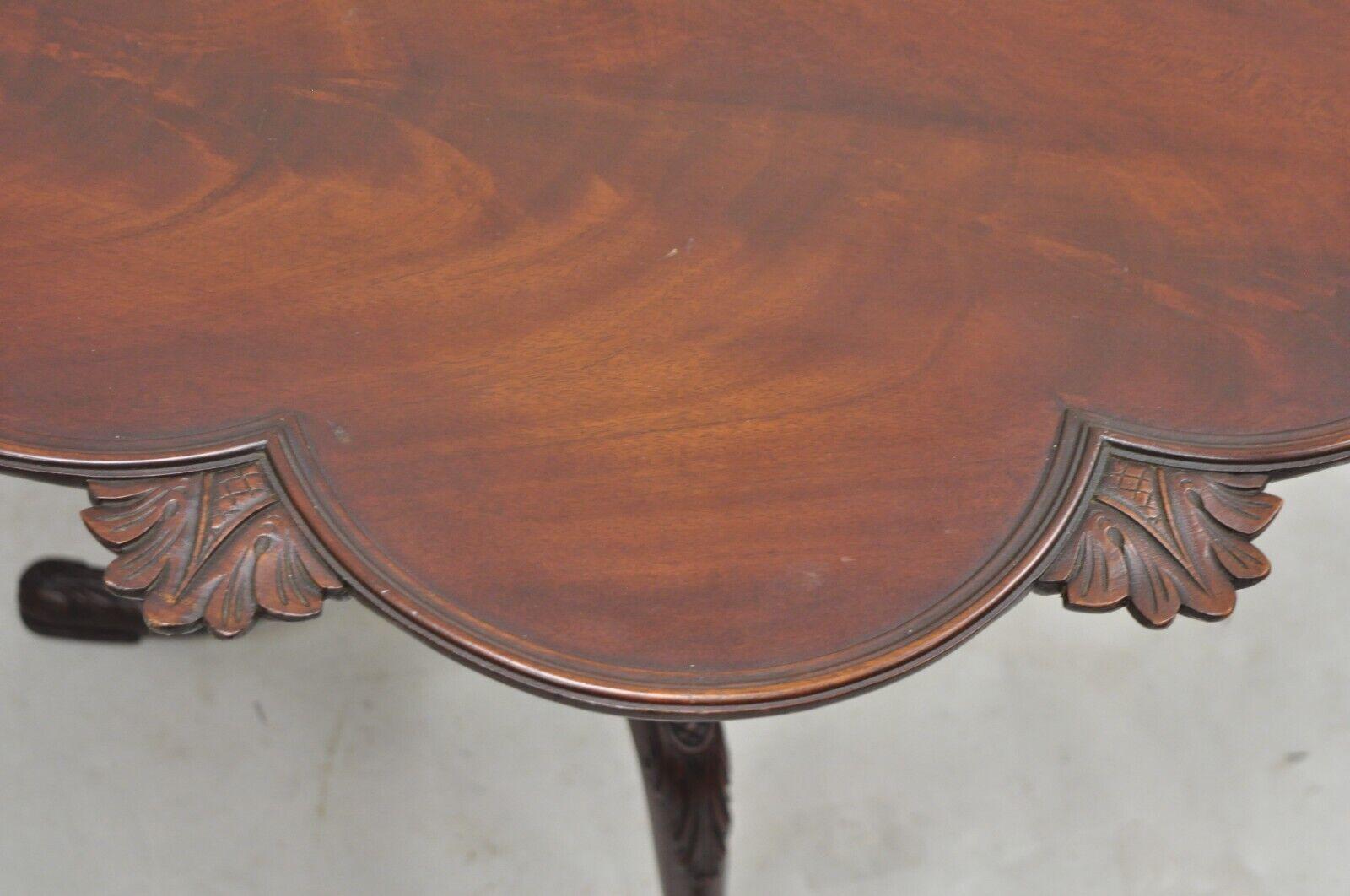 Vintage Crotch Mahogany Chippendale Style Pie Crust Pedestal Side Tea Table For Sale 6