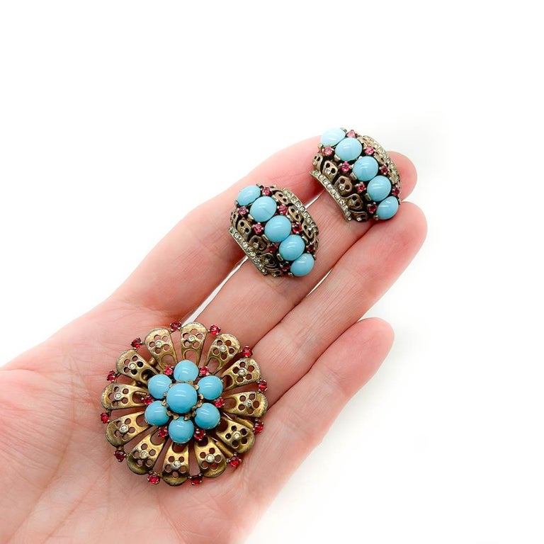 Boucles D'oreilles Vintage TRIFARI En Pâte De Verre - Plaqué Or 24 Carats - Très Bon état