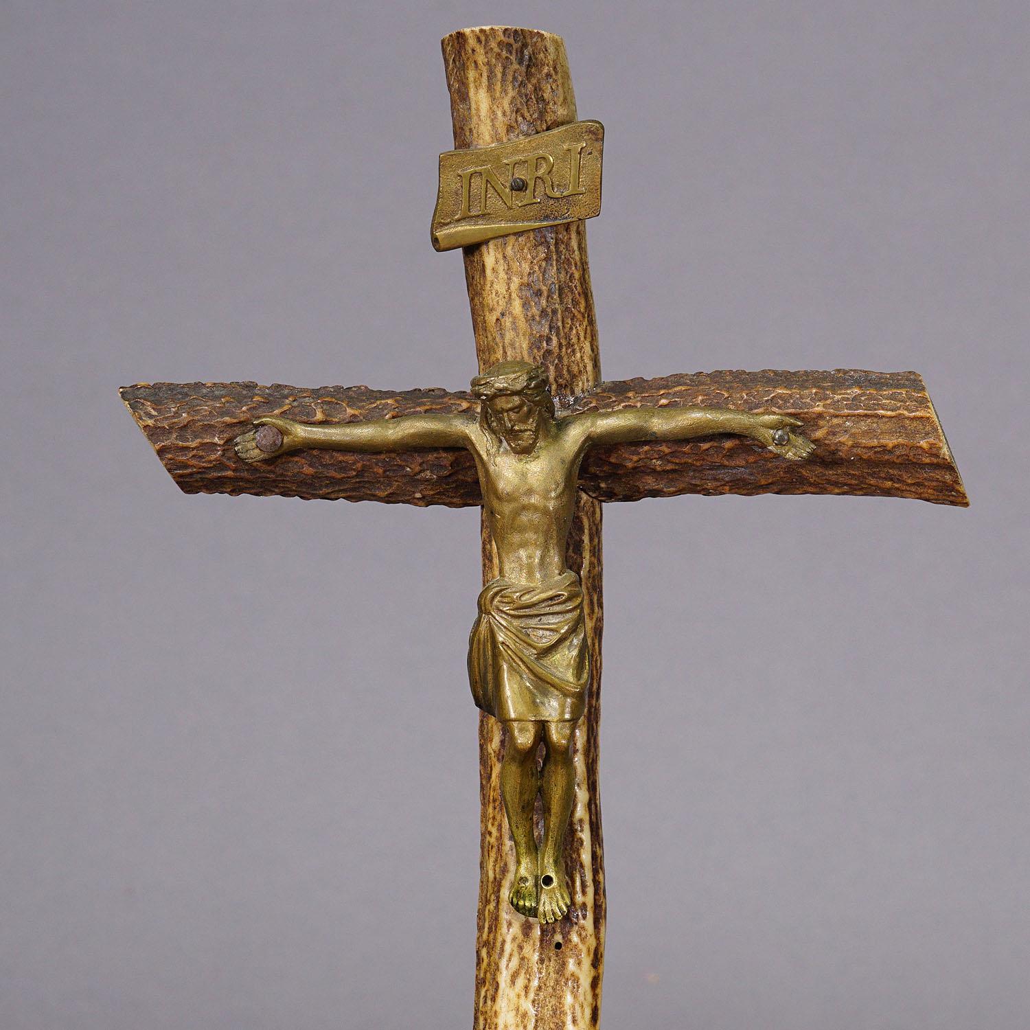 Rustic Vintage Crucifix made of Deer Antlers