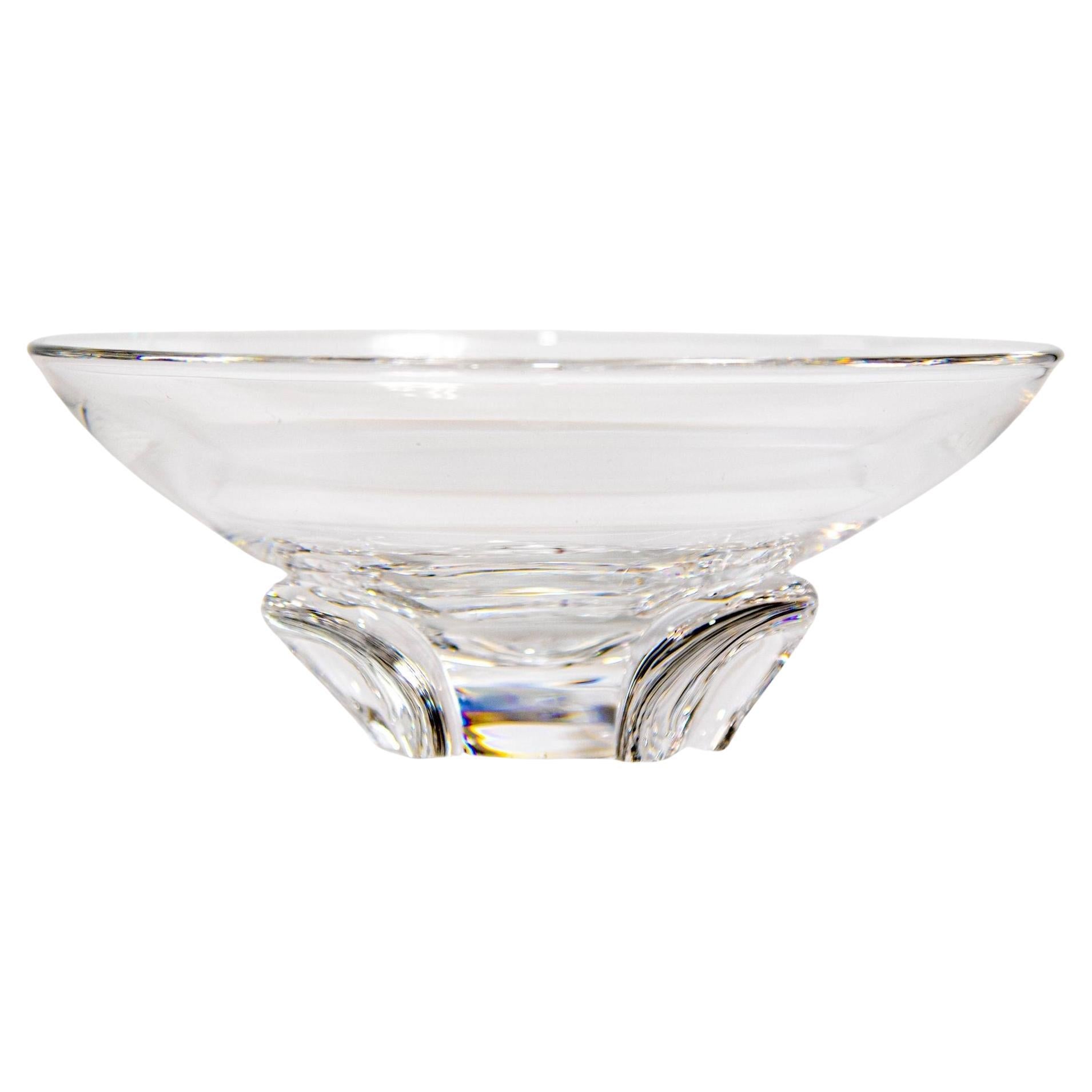 Vintage Crystal Art Glass Steuben Bowl on Tripod Base For Sale