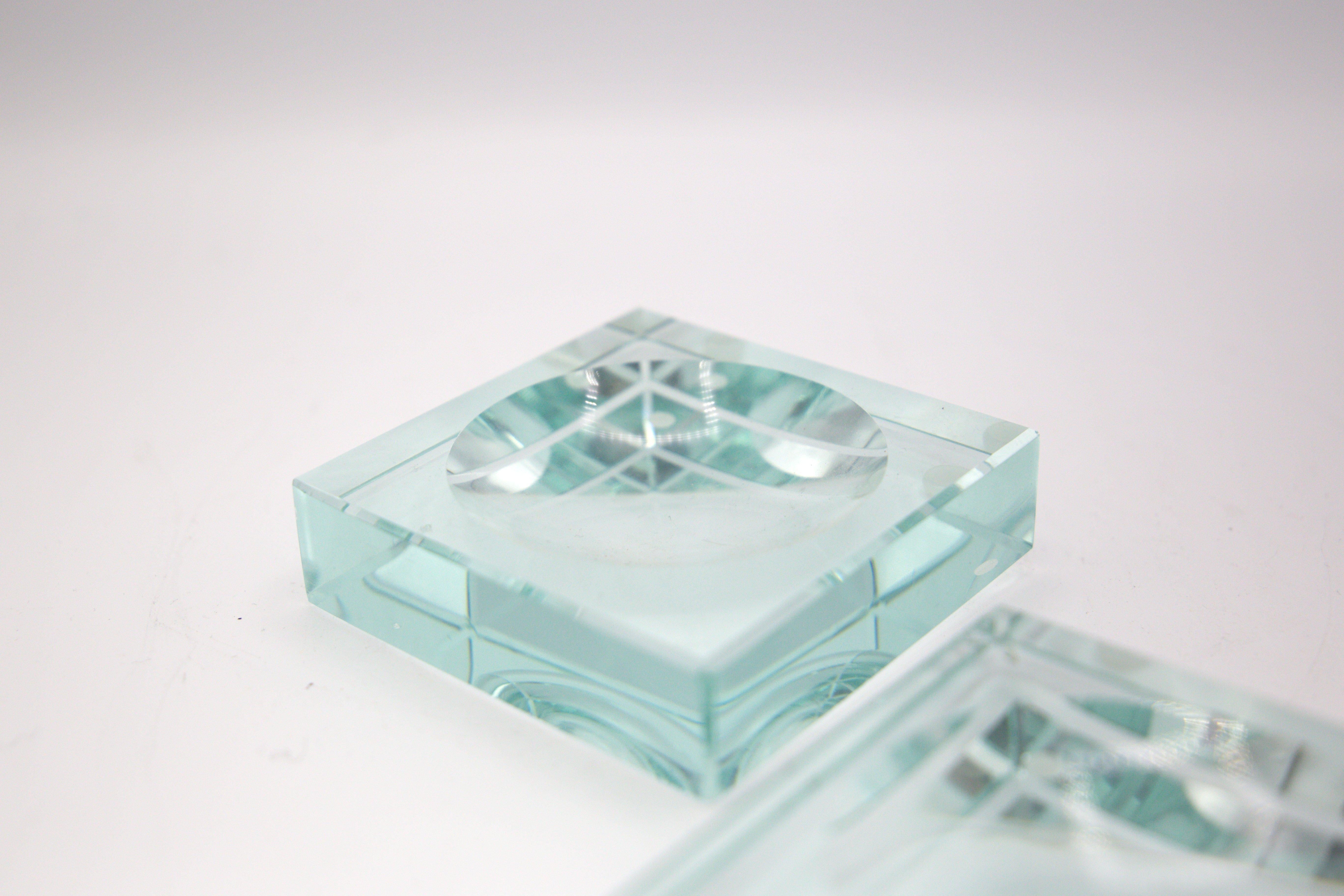 Mid-Century Modern Cendriers vintage en cristal de Fontana Arte en vente