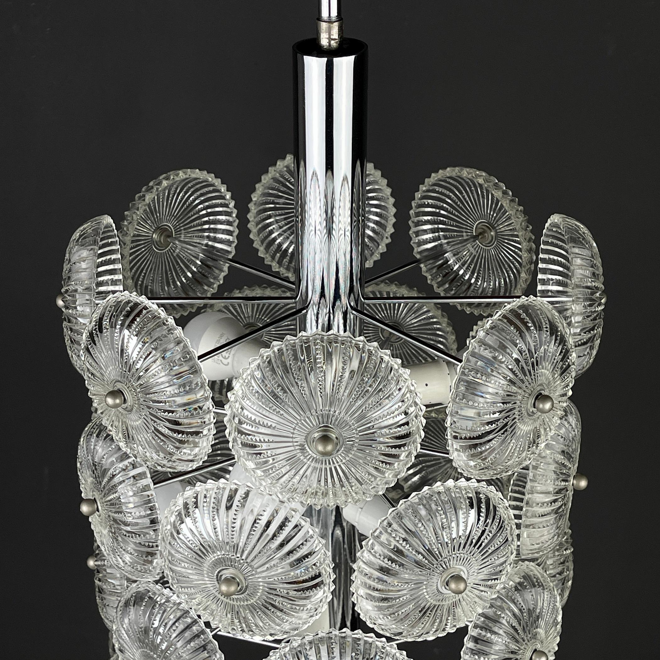 Vintage crystal chandelier Dandelion Italy 1960s For Sale 9