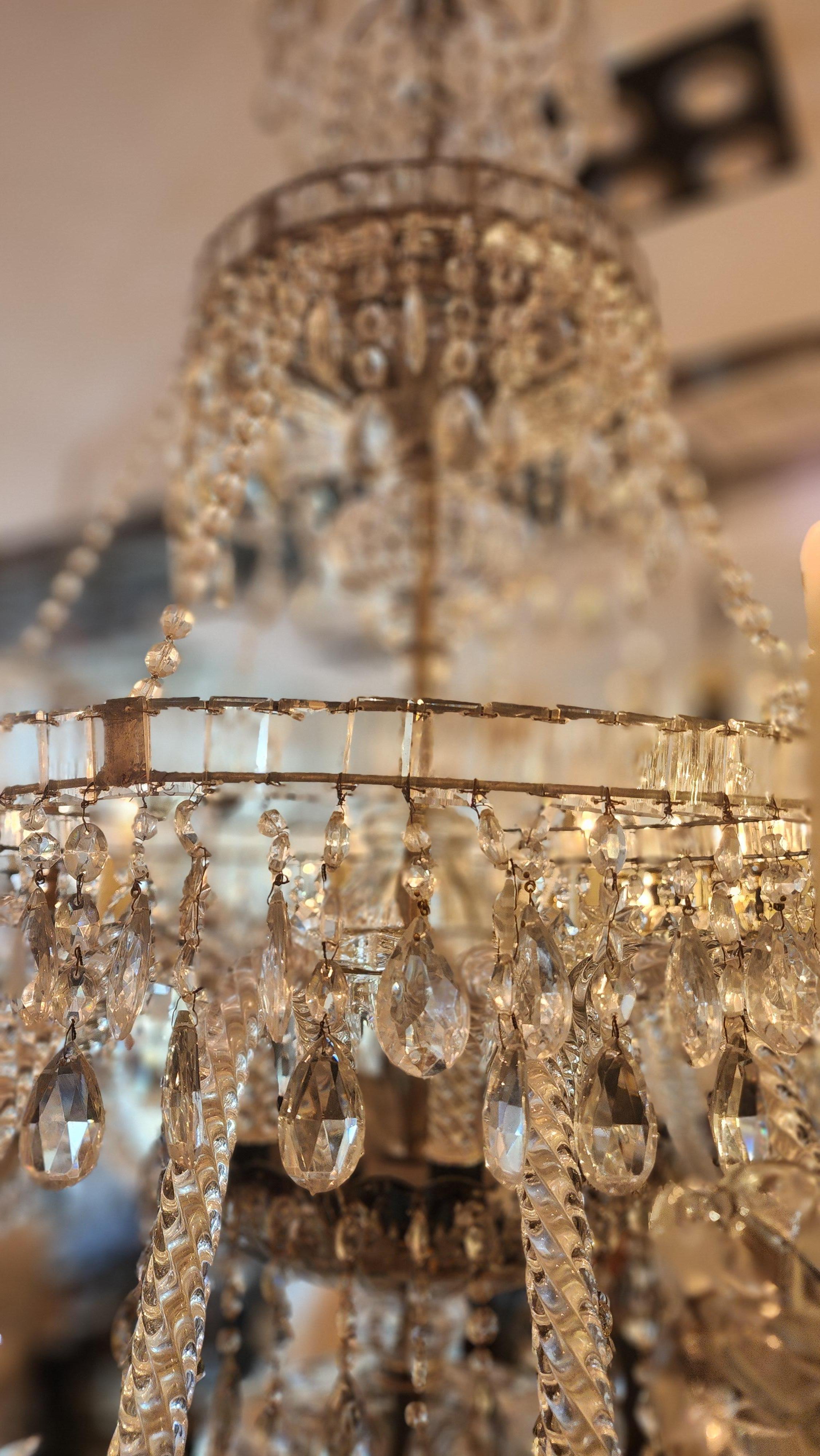 Europeo Lampadario di cristallo vintage in vendita