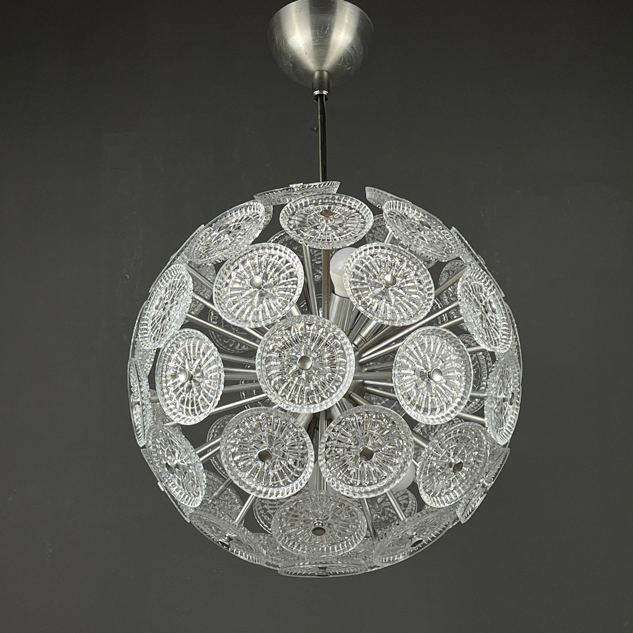 Vintage crystal chandelier Sputnik Dandelion Italy 1960s  For Sale 2