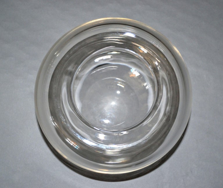 Vintage crystal clear lidded art glass apple by Elsa Peretti for Tiffany & Co.
Can be used as a bowl, ice bucket or to serve your favorite apple slices.
Engraved signature under the bowl as well as under the lid.