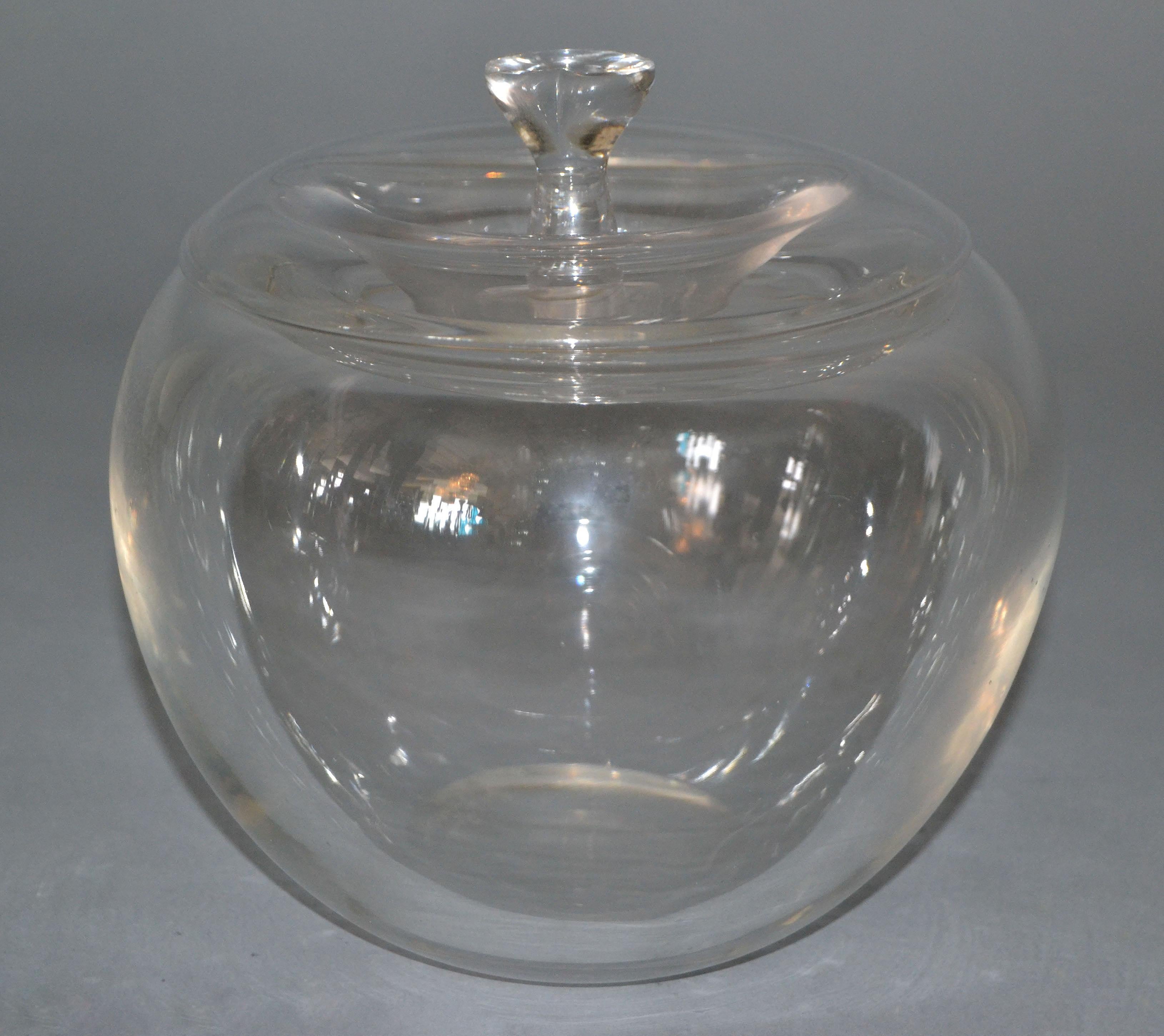Late 20th Century Vintage Crystal-Clear Art Glass Apple Shaped by Elsa Peretti for Tiffany & Co. For Sale