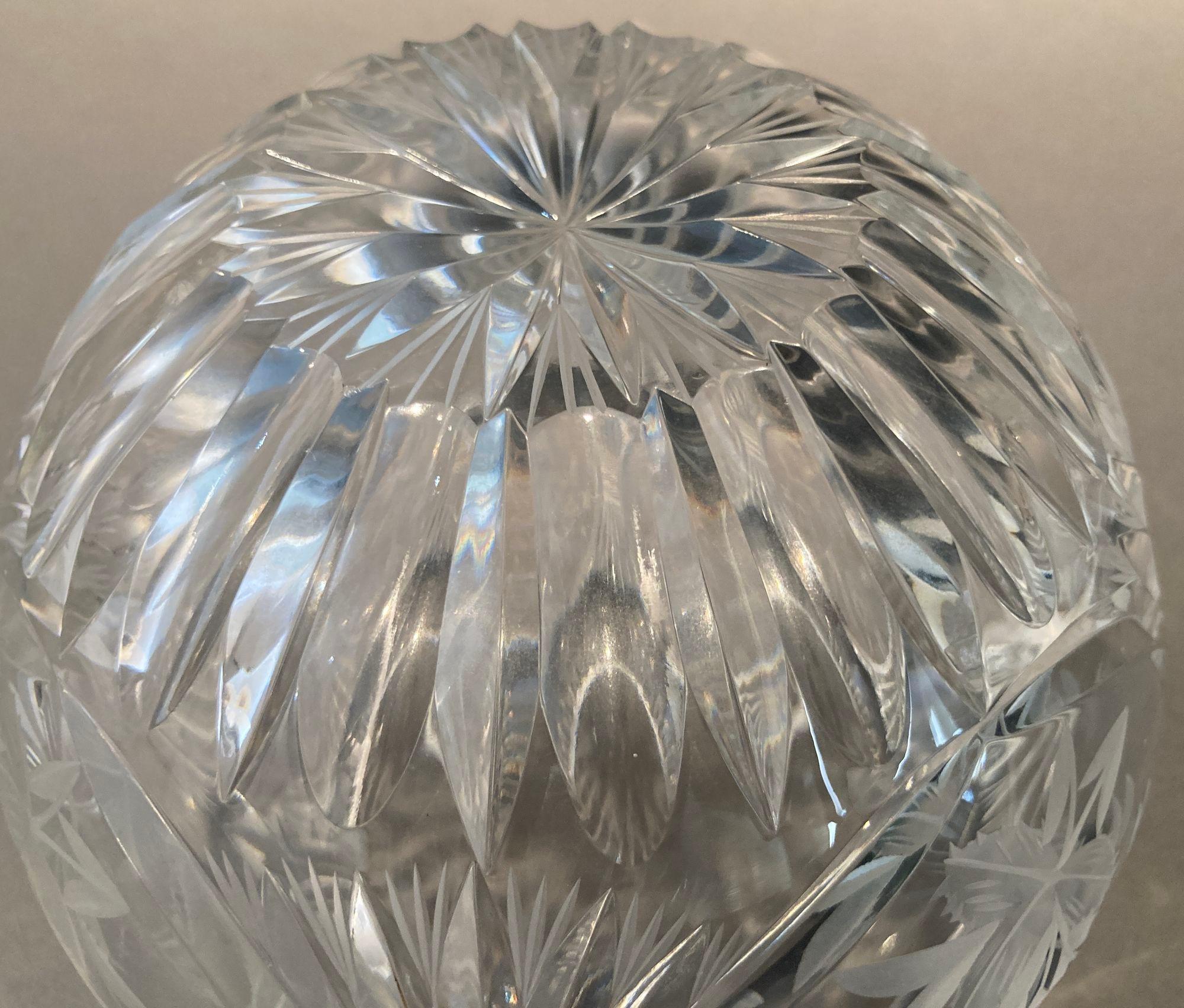 Vintage Crystal Clear Etched Flower Vase Decorative Rose Bowl For Sale 3