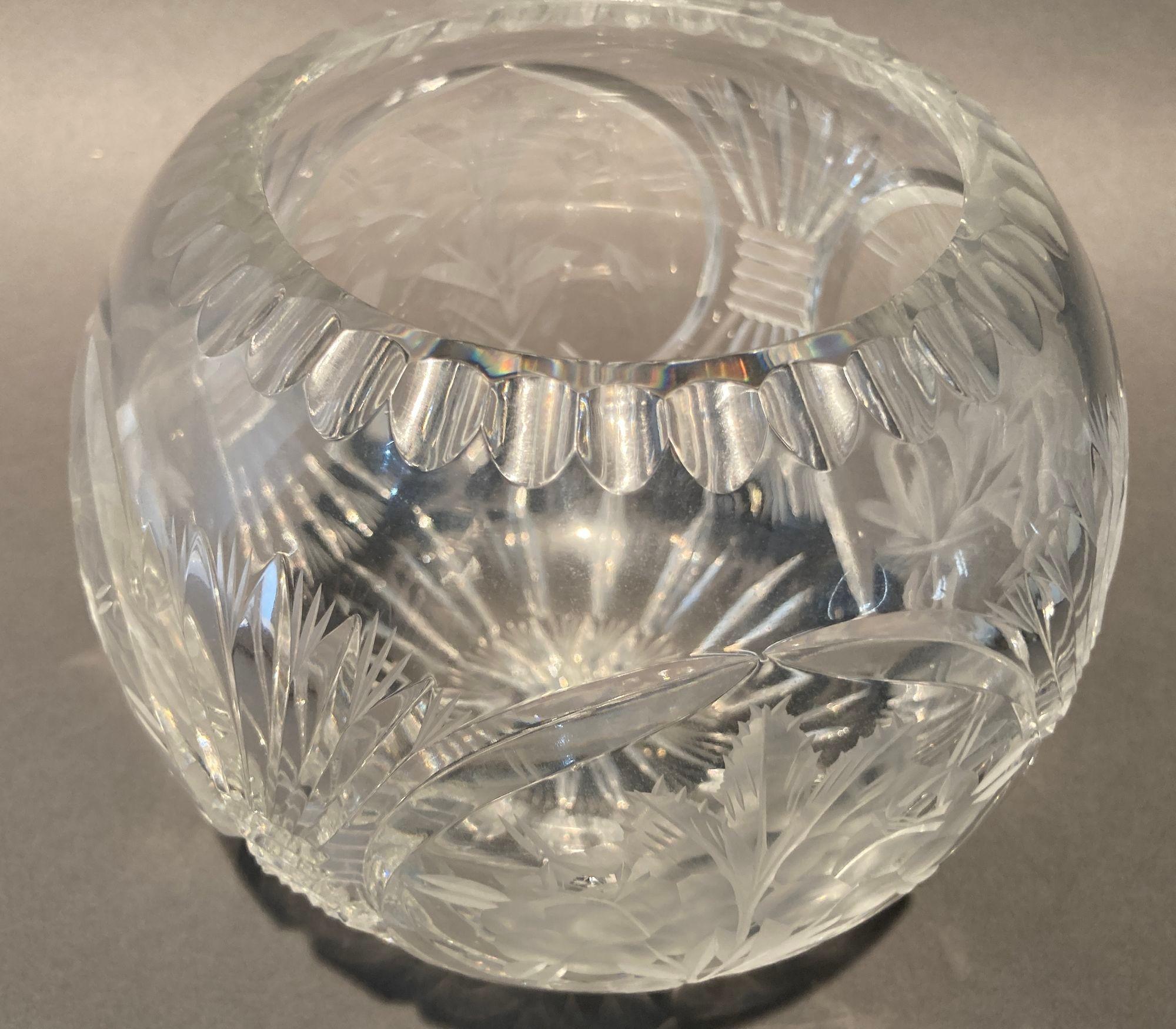 Mid-Century Modern Vintage Crystal Clear Etched Flower Vase Decorative Rose Bowl For Sale