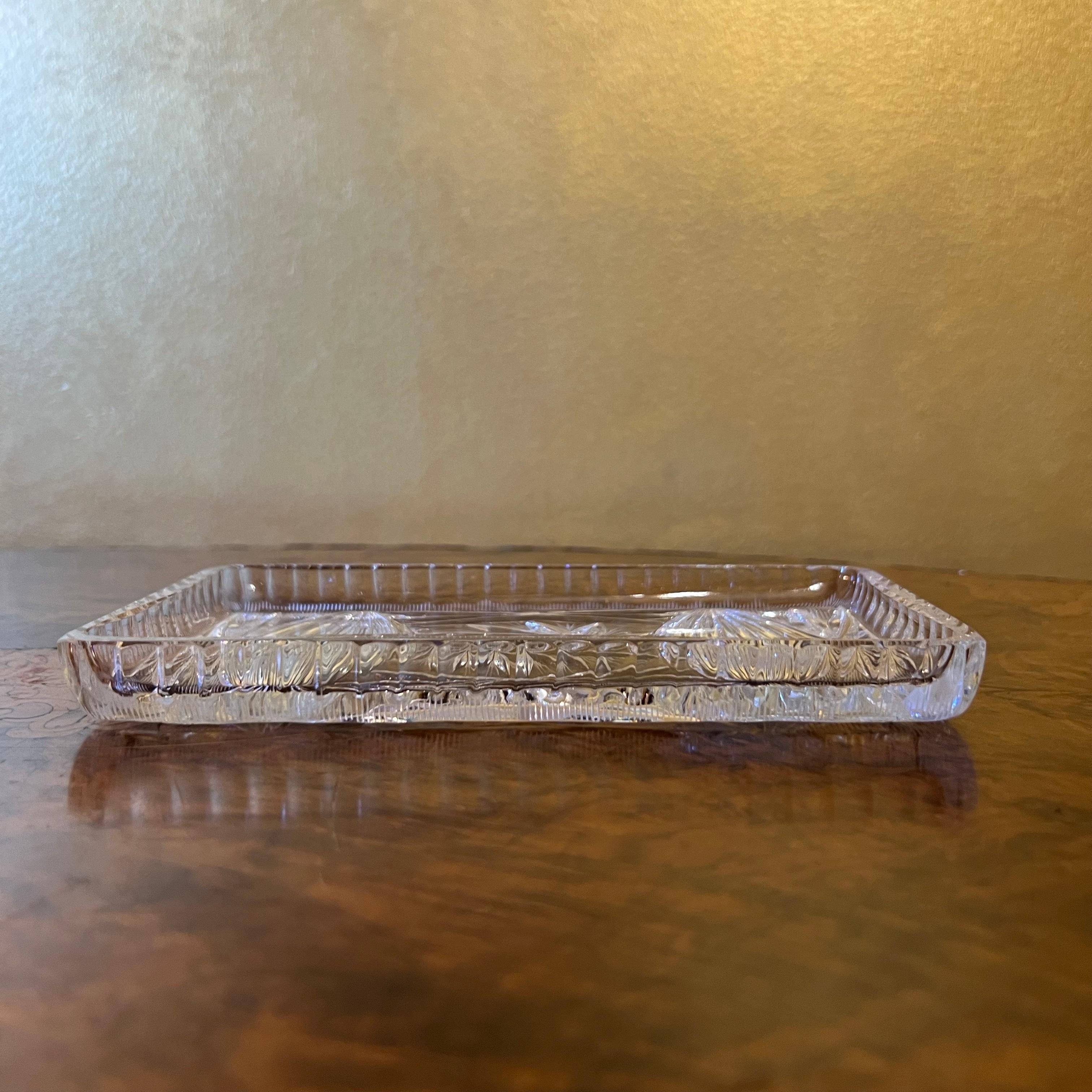 Bandeja vintage de cristal tallado siglo XX en venta