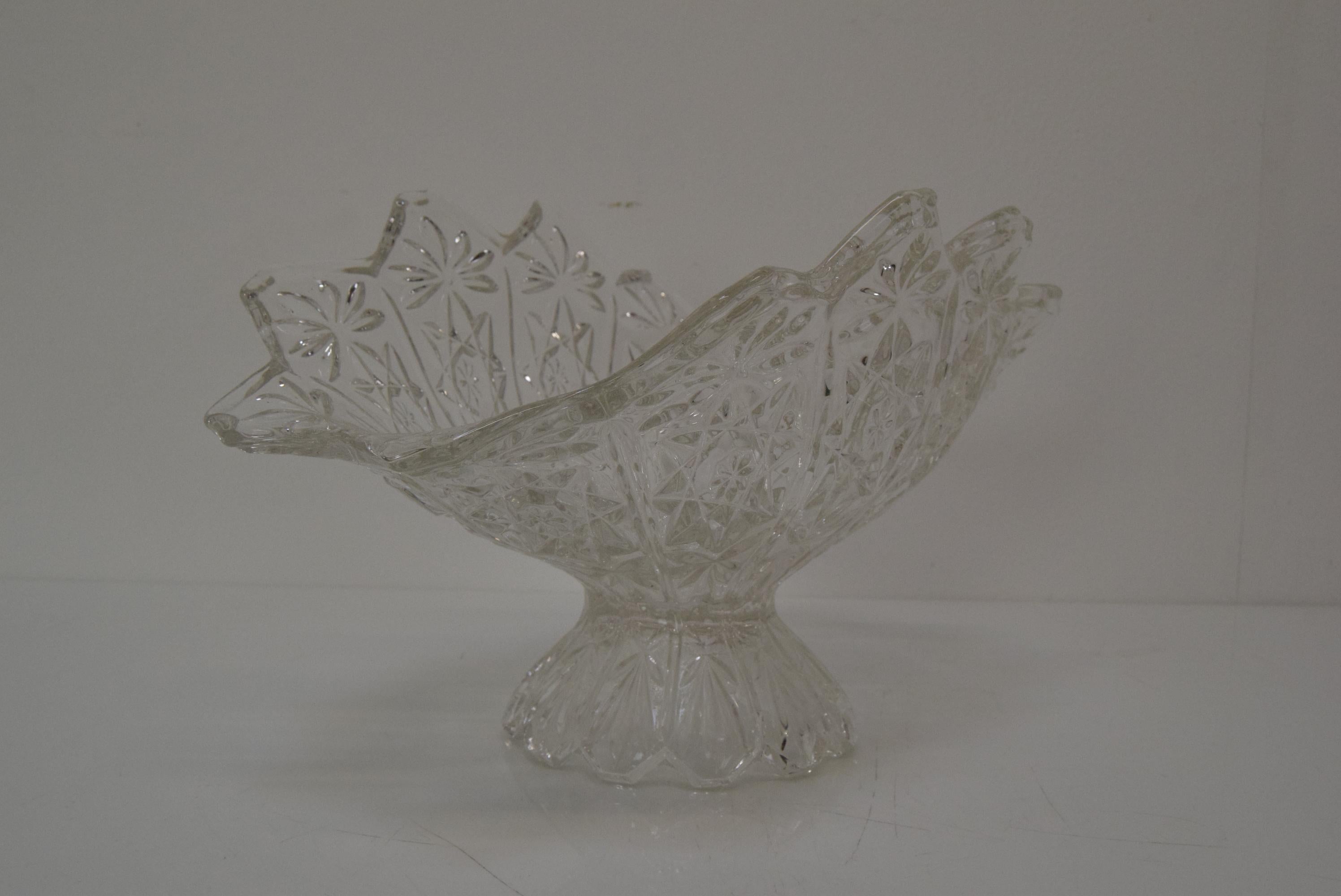 Vintage Crystal Glass Bowl, Glasswork Novy Bor, 1950's. In Good Condition For Sale In Praha, CZ