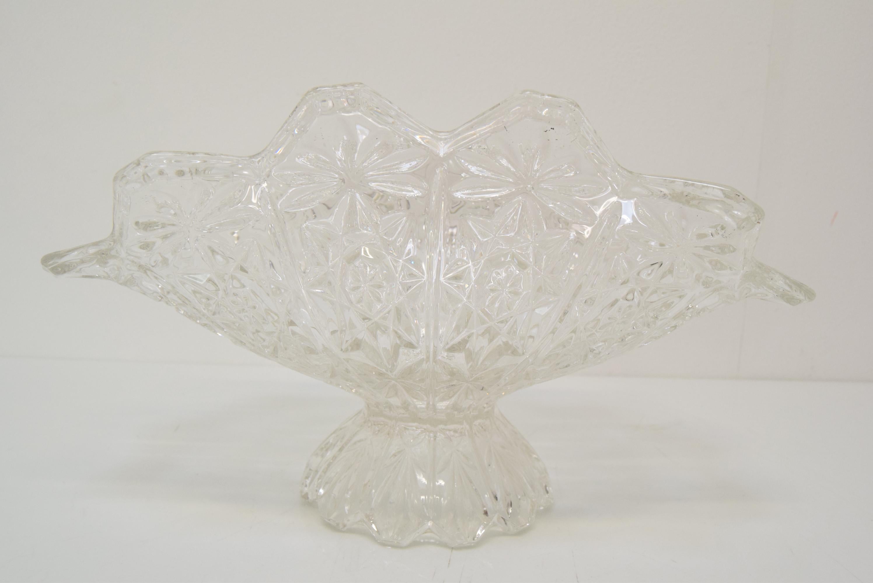 Vintage Crystal Glass Bowl, Glasswork Novy Bor, 1950's. For Sale 1