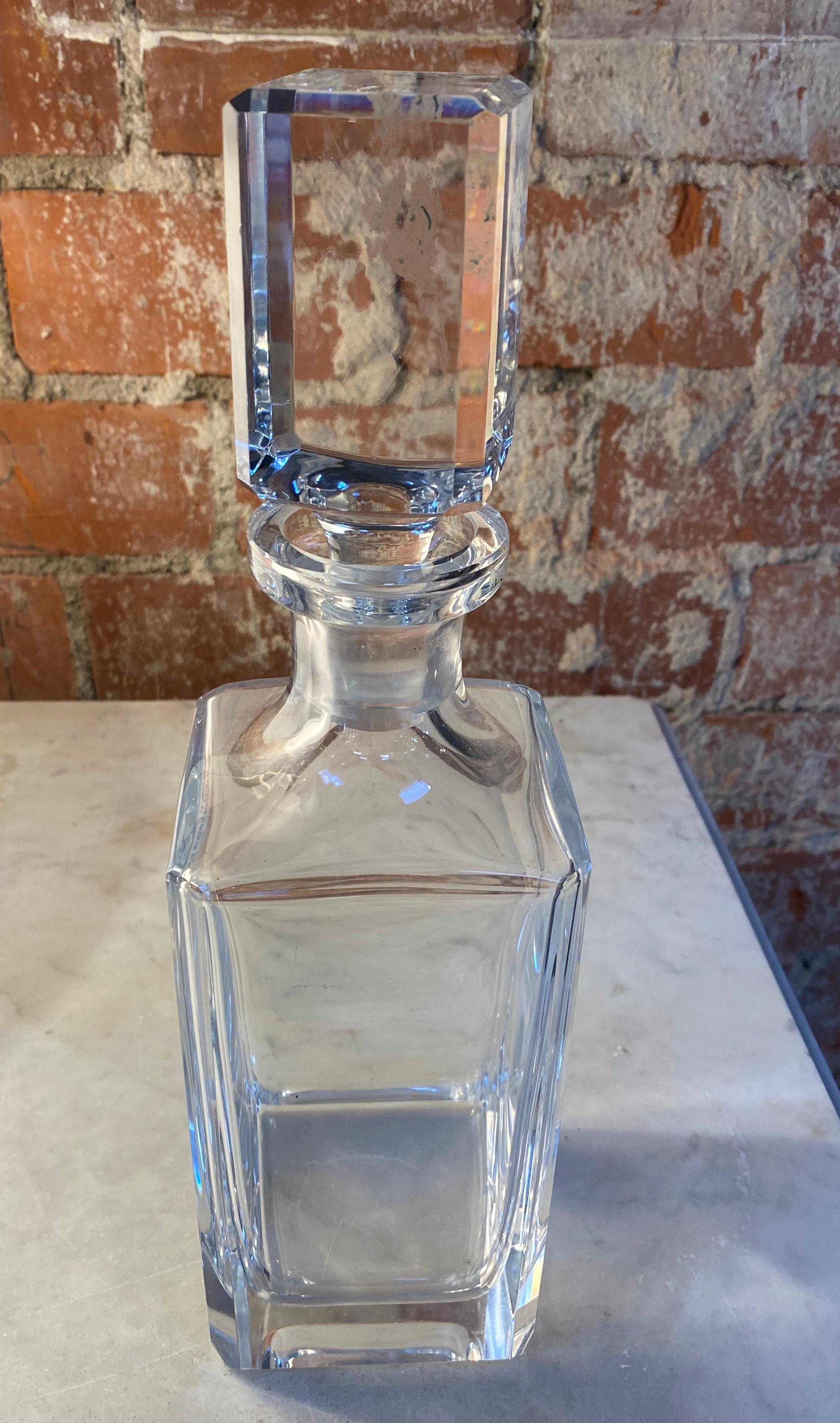 Italienische Kristallflasche aus den 1950er Jahren, hergestellt in Italien im Zustand „Gut“ im Angebot in Los Angeles, CA