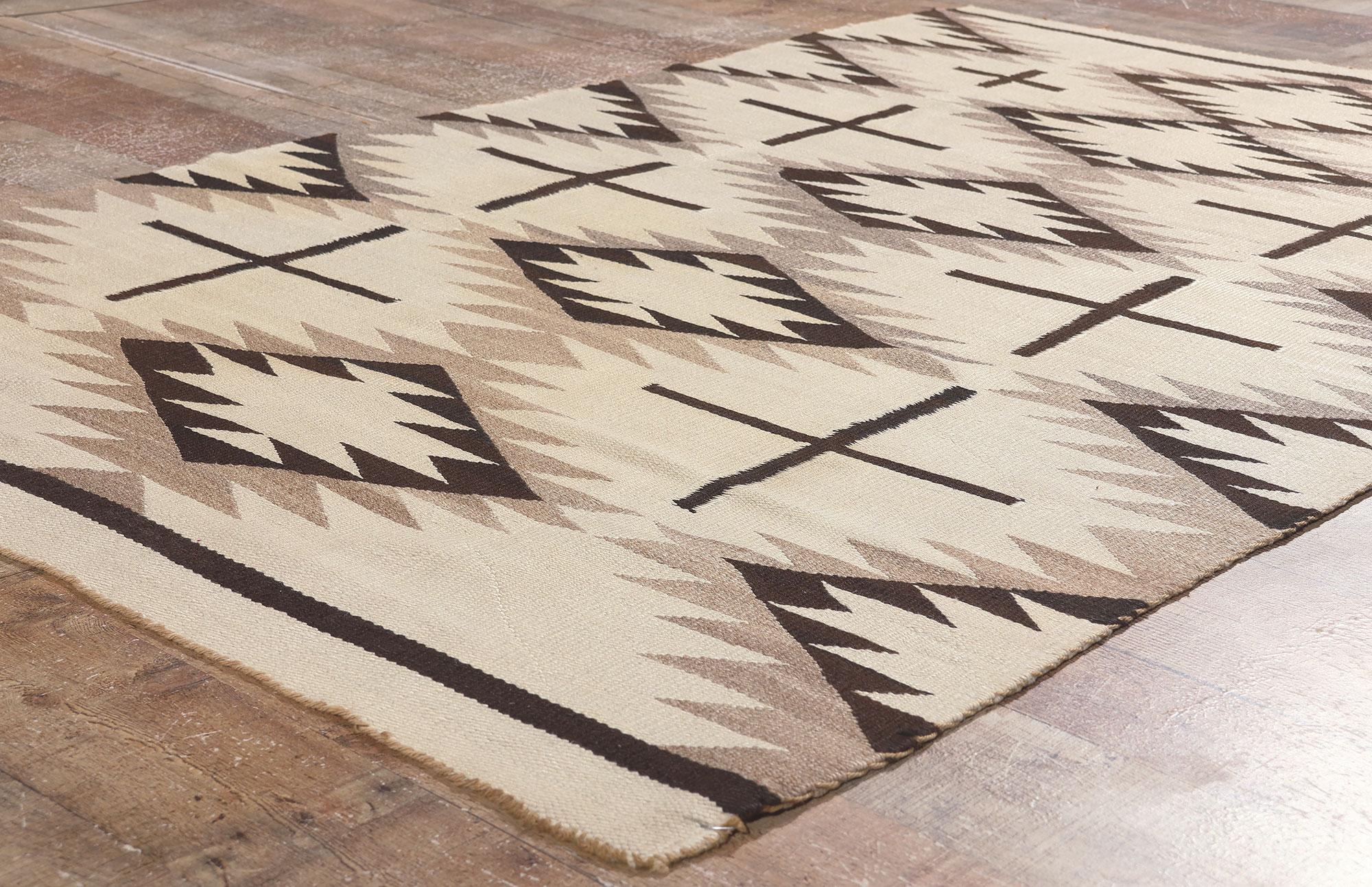 Kristall-Navajo-Teppich mit südwestlichem minimalistischem Stil (Wolle) im Angebot