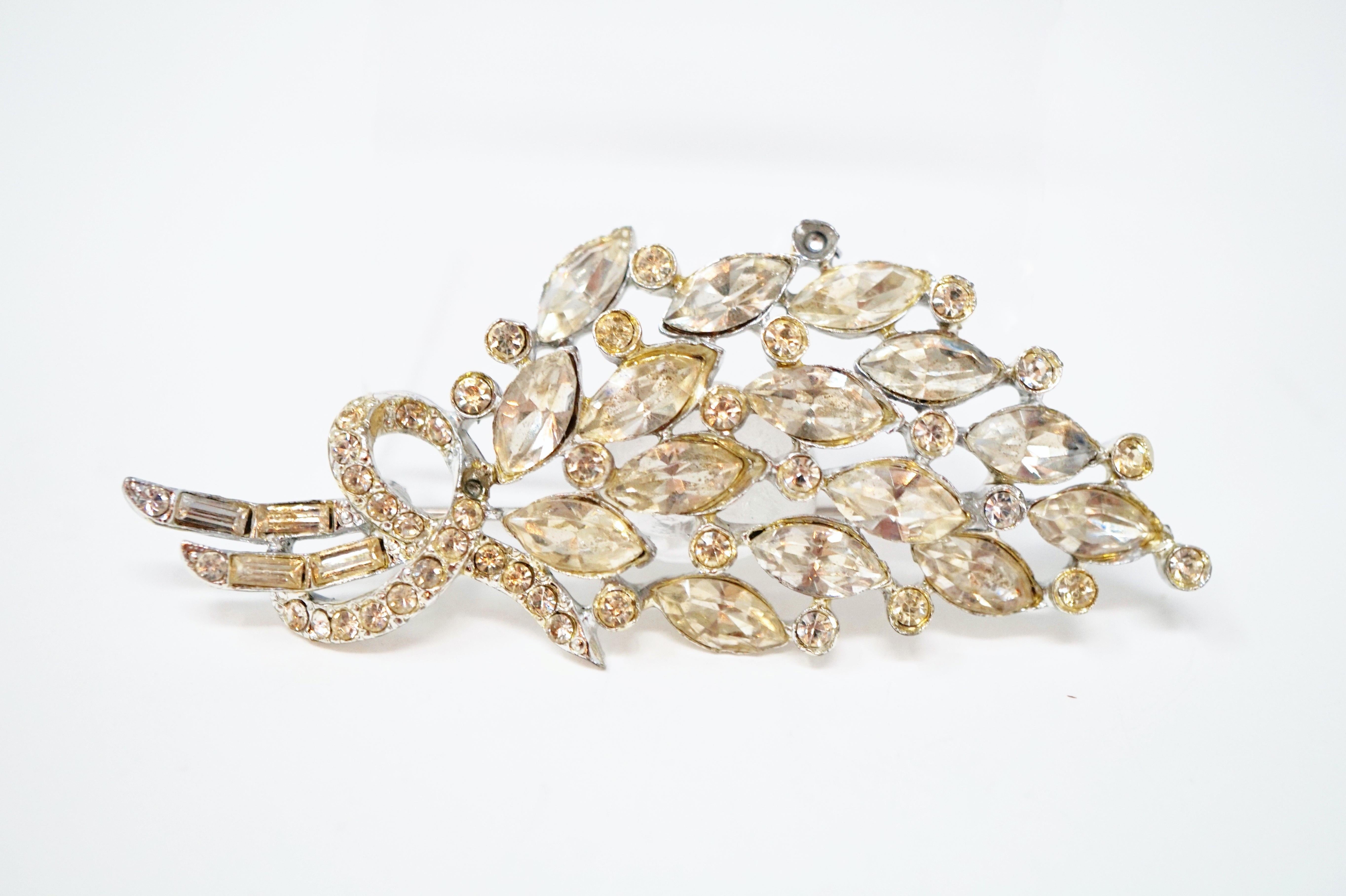 Vintage Crystal Rhinestone Bouquet Brooch, circa 1950s In Good Condition For Sale In McKinney, TX