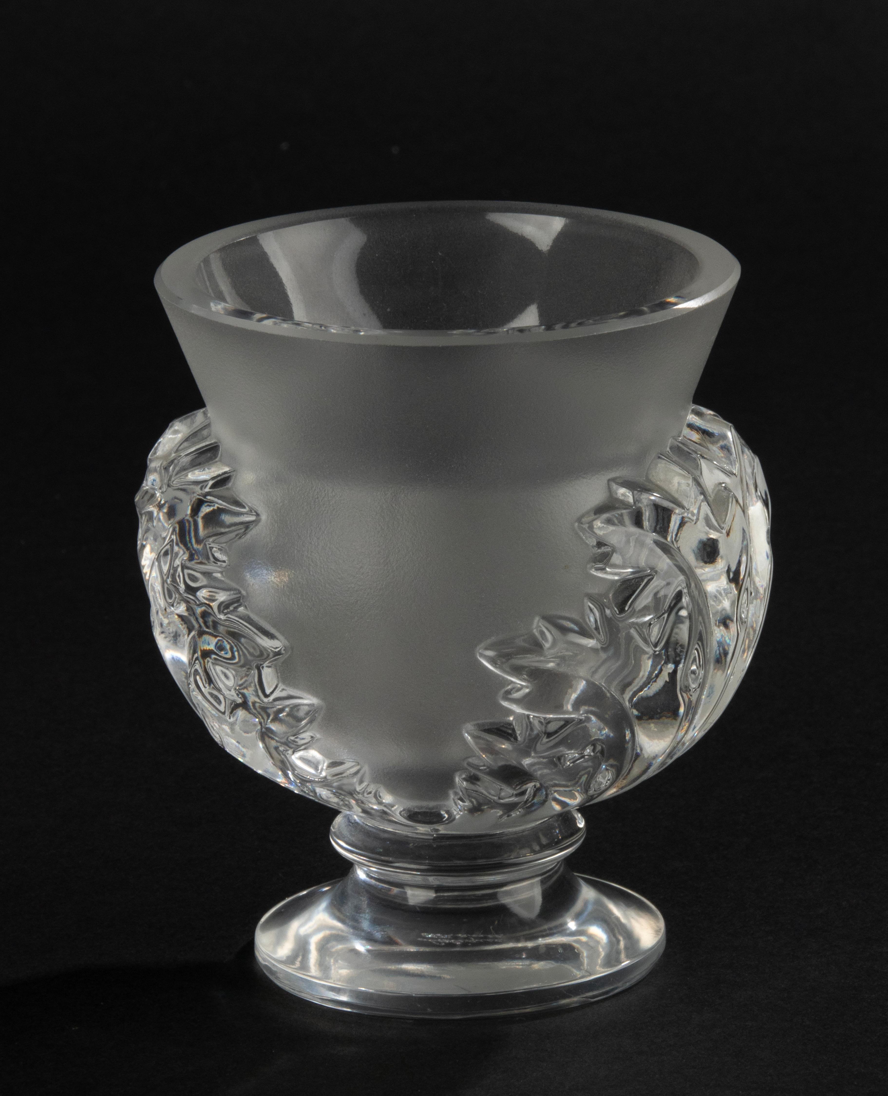 Vintage-Kristallvase aus Kristall – Lalique – Saint Cloud  im Angebot 7