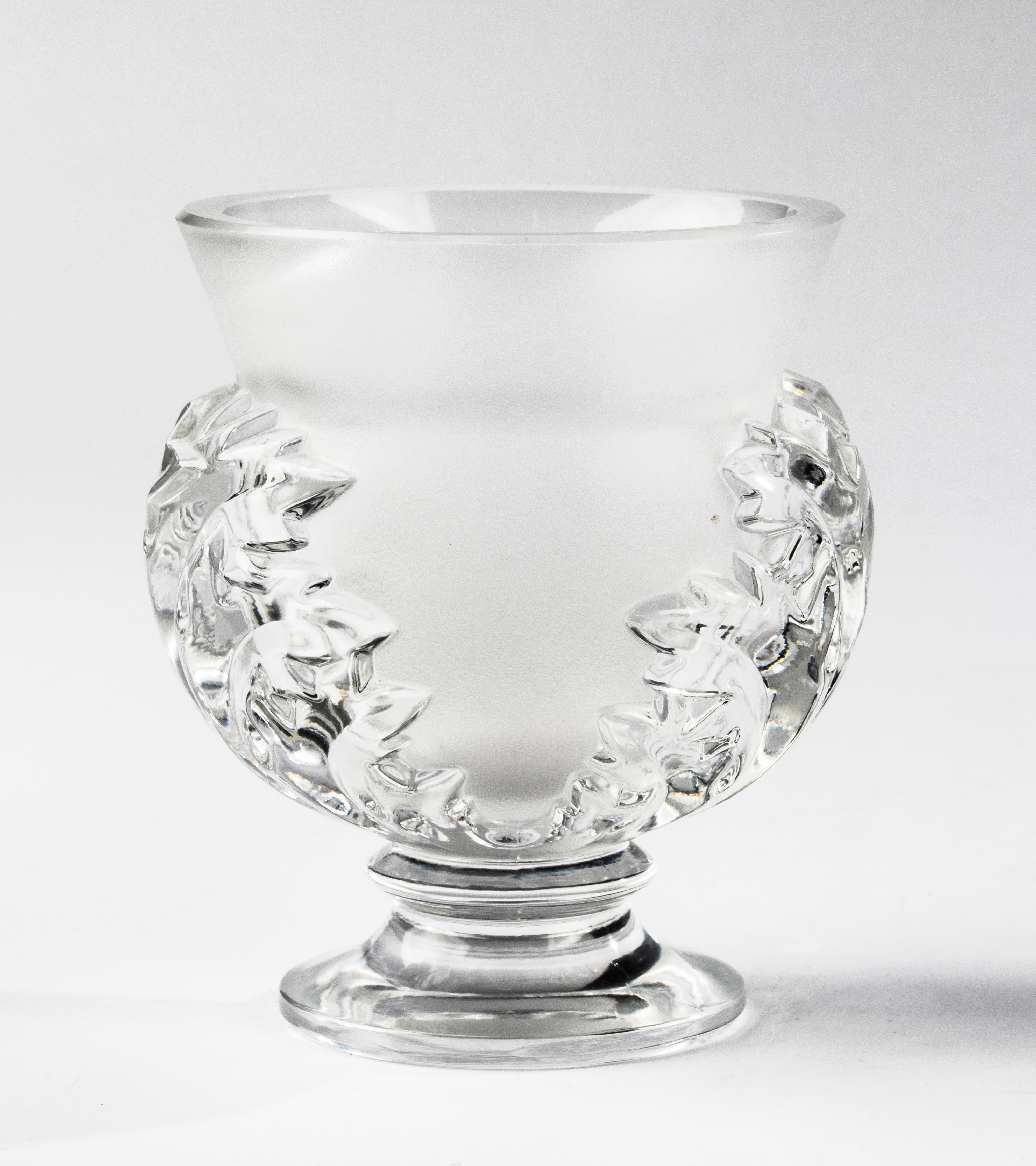 Vintage-Kristallvase aus Kristall – Lalique – Saint Cloud  (Moderne) im Angebot
