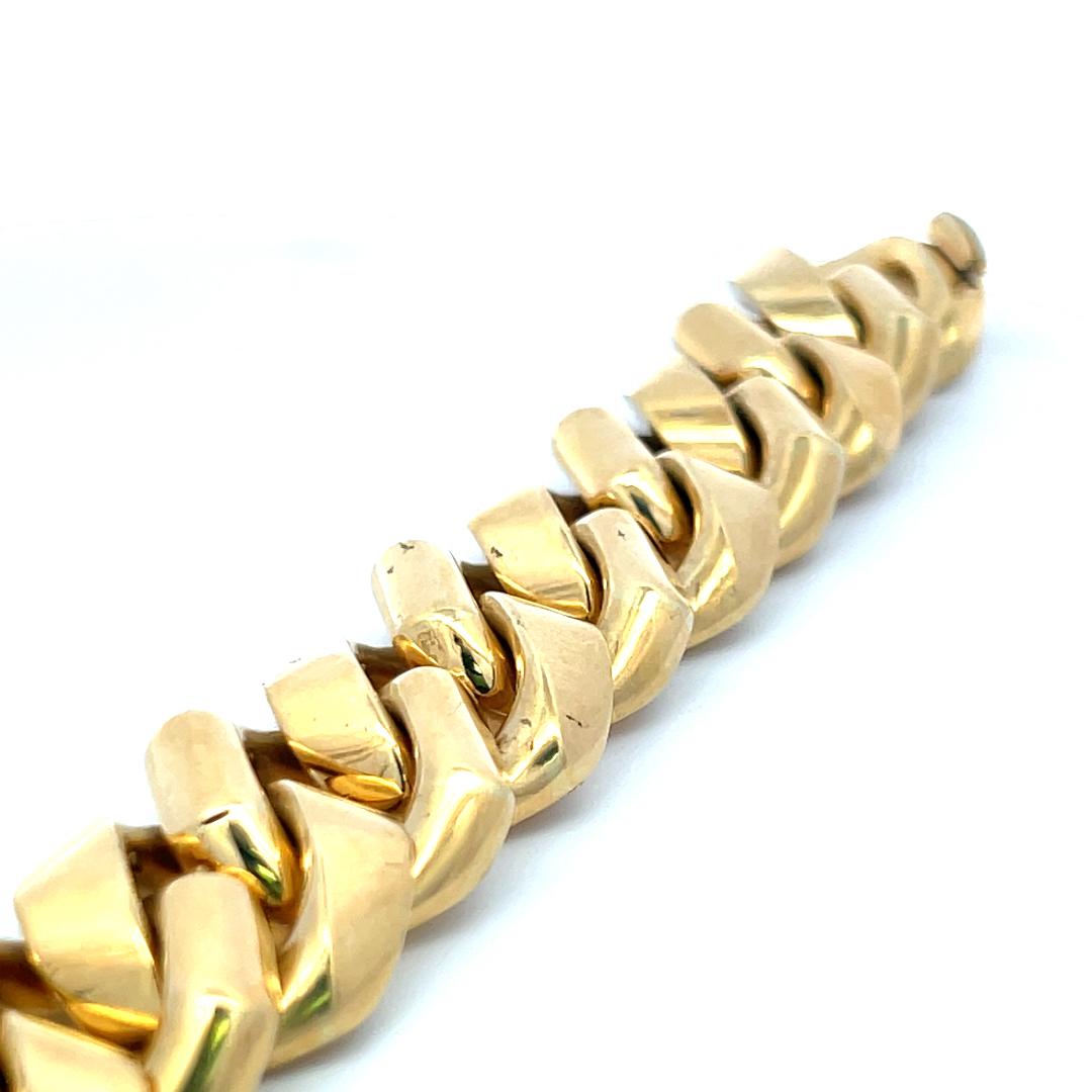Pulsera de eslabones vintage cubana de oro amarillo de 18 quilates de 99,70 gramos en venta 3