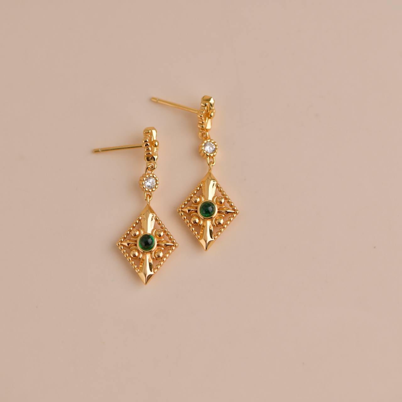 Vintage Cubic Zirconia Gold Drop Earrings  For Sale 2