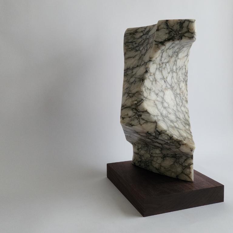 North American  Cubist Abstract Marble Sculpture, D. Fink c. 1970s For Sale