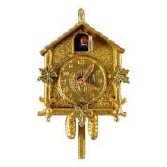 Vintage Cuckoo Clock Charm in 9 Carat Gold