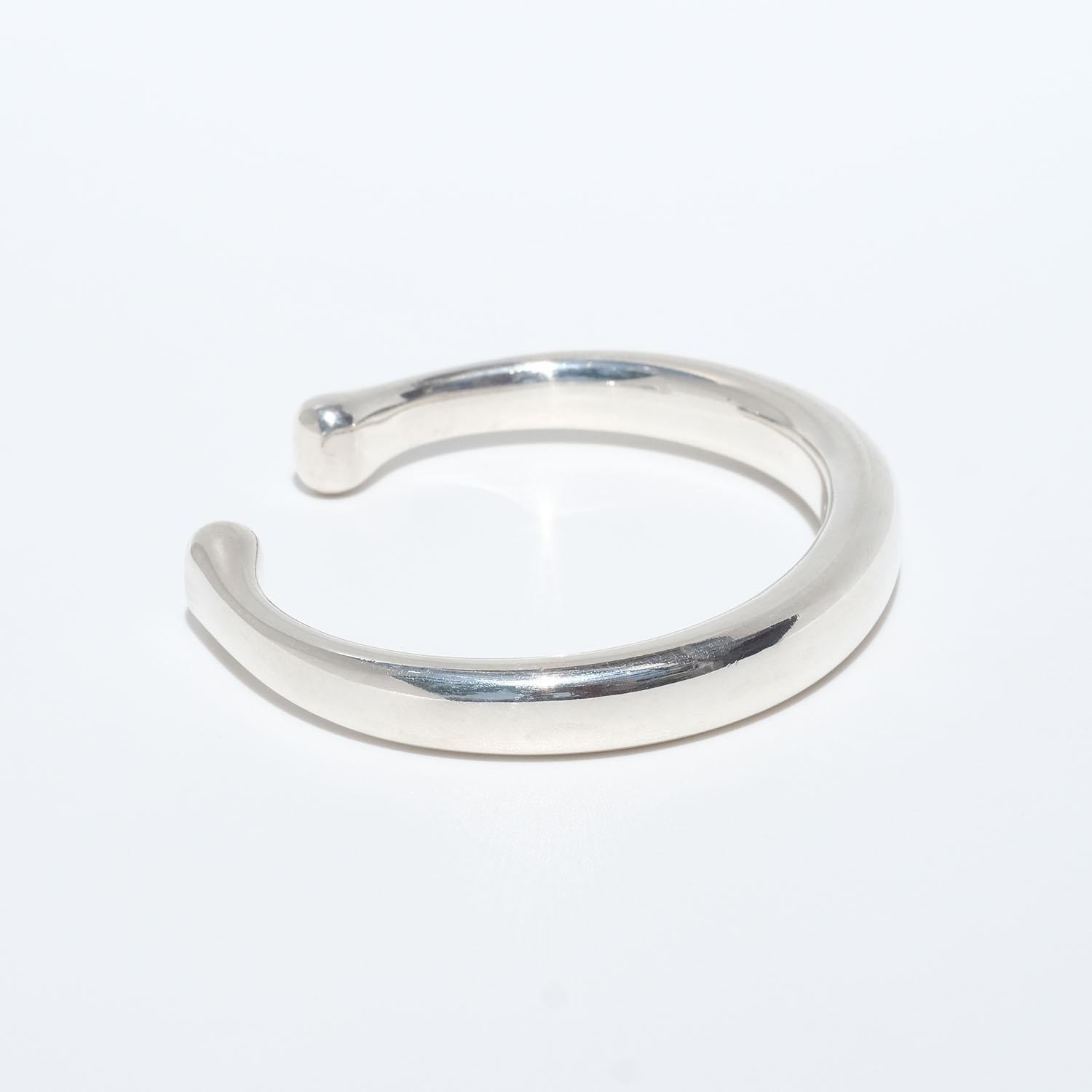 Manschettenarmband im Vintage-Stil von Georg Jensen, Design Nr. 215 im Zustand „Gut“ in Stockholm, SE