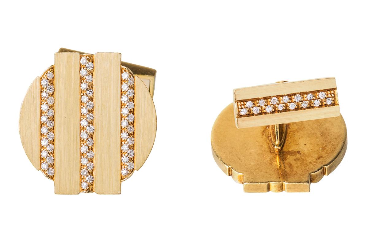 Round Cut Vintage Cufflinks by Piaget with Diamonds set in 18 Karat Gold, Swiss circa 1975 For Sale