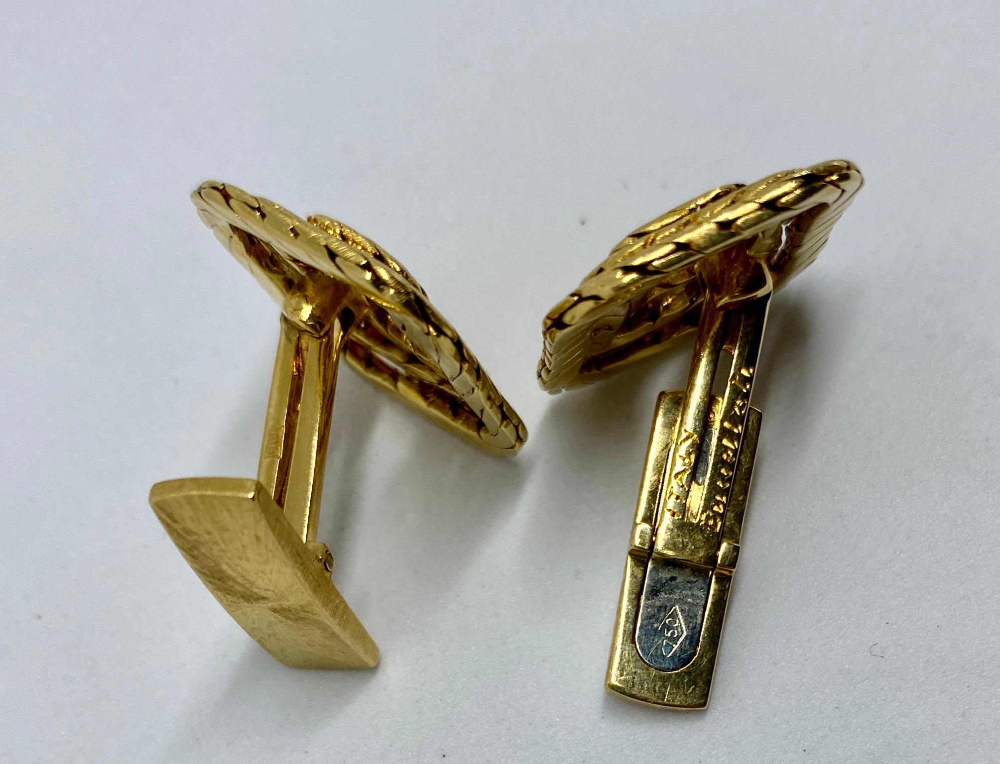 Renaissance Vintage Cufflinks in 18K Yellow Gold by Buccellati For Sale
