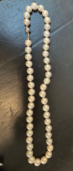 Vintage Akoya-Zuchtperle Halskette Länge 17" , Verschluss aus 18 Karat Weißgold