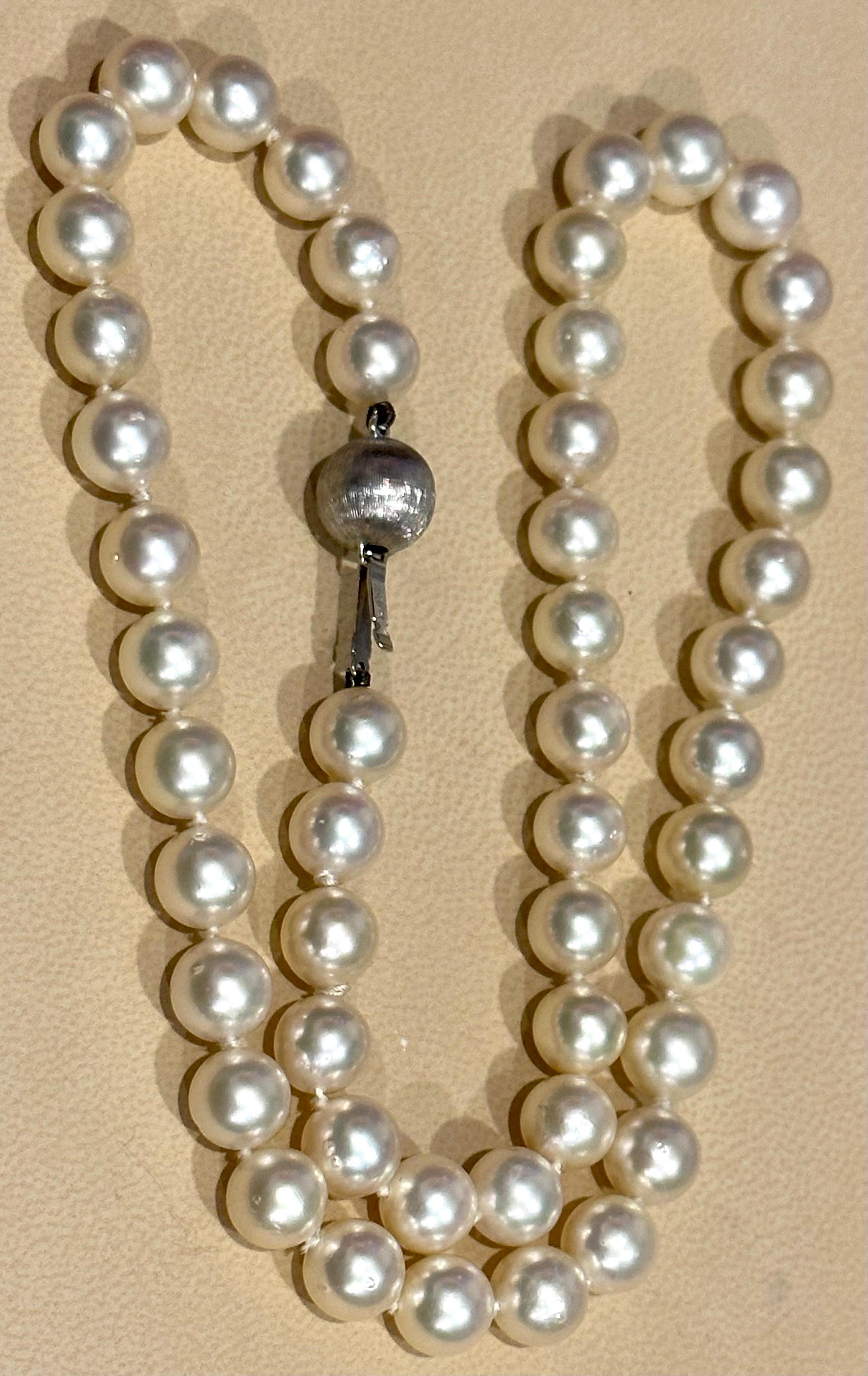 Round Cut Vintage Cultured Akoya Pearl  Necklace Length 18