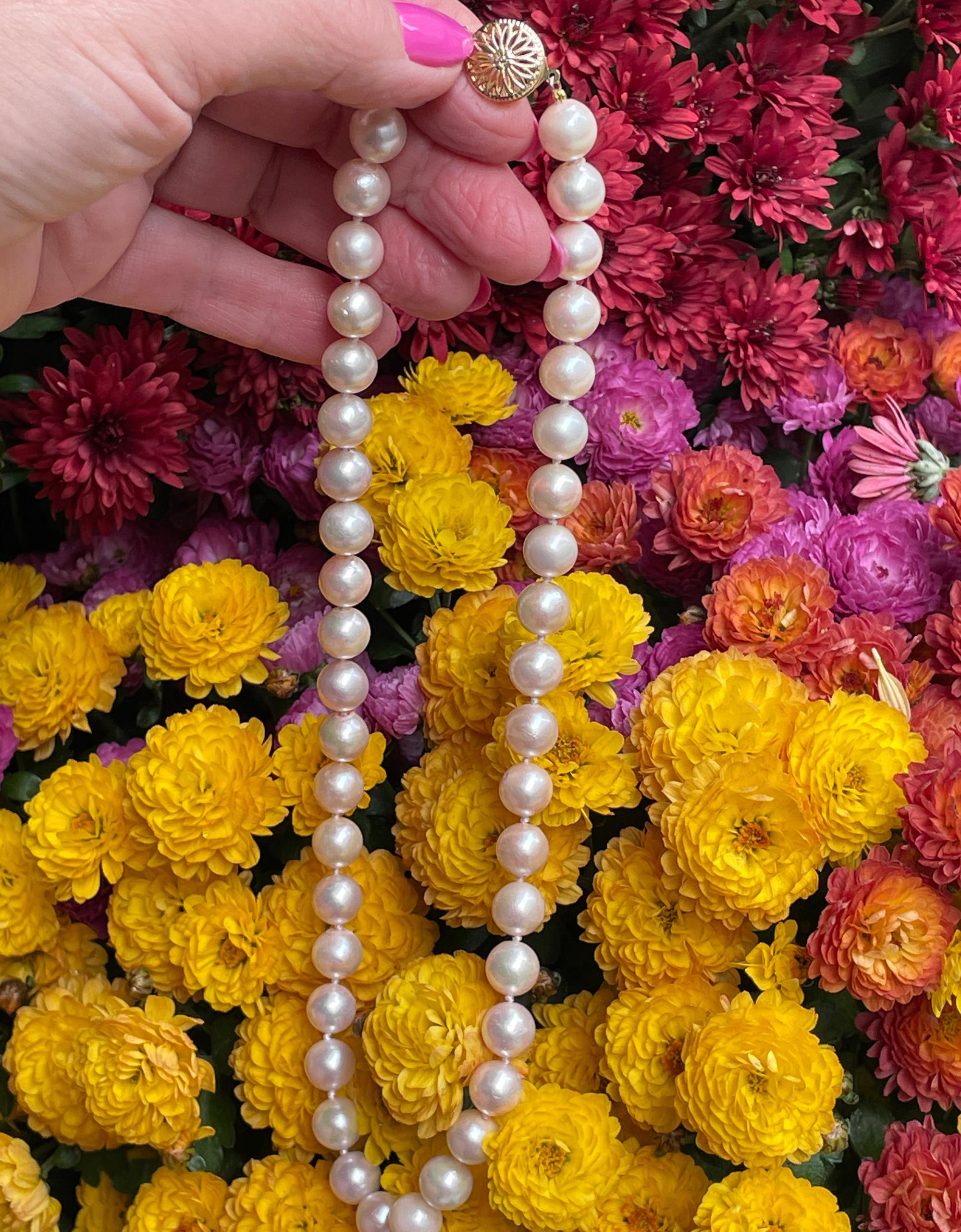 Perle Collier de culture vintage en or 14 carats avec perles blanches japonaises de 9,5 mm en vente