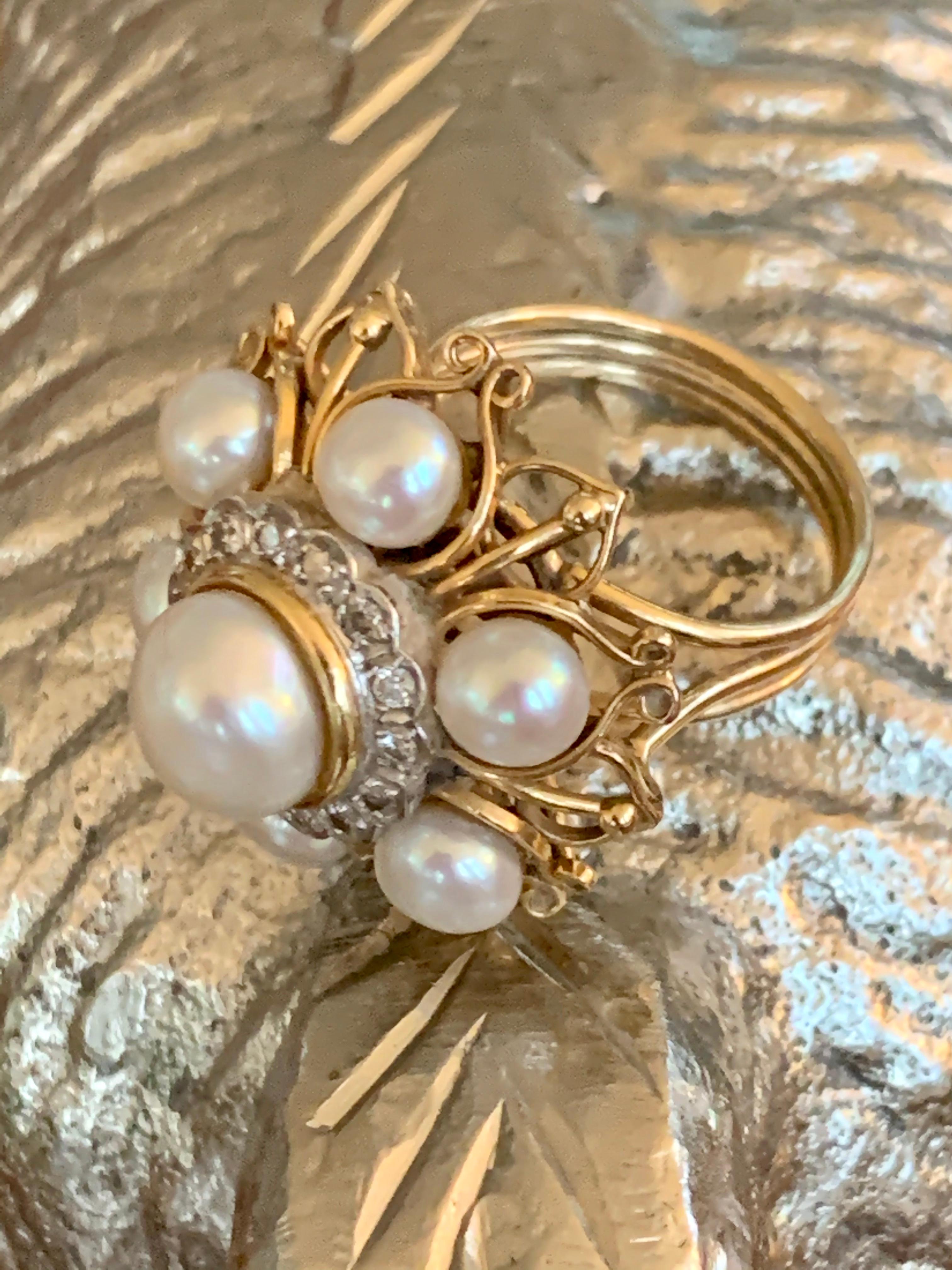 Brilliant Cut Vintage Cultured Pearl and Diamond 14 Karat Yellow Gold Fashion Ring For Sale