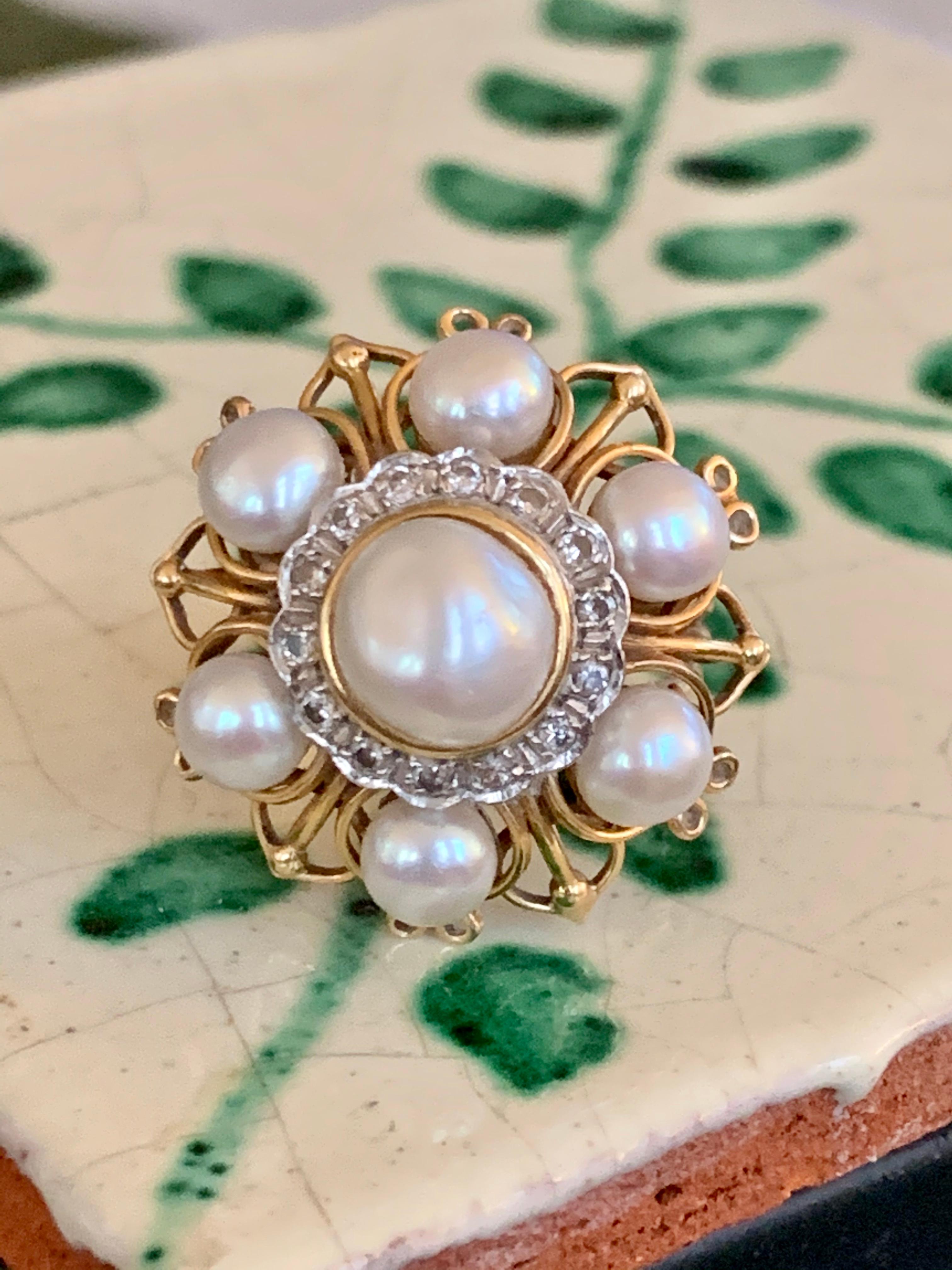 Vintage Cultured Pearl and Diamond 14 Karat Yellow Gold Fashion Ring In Excellent Condition For Sale In St. Louis Park, MN