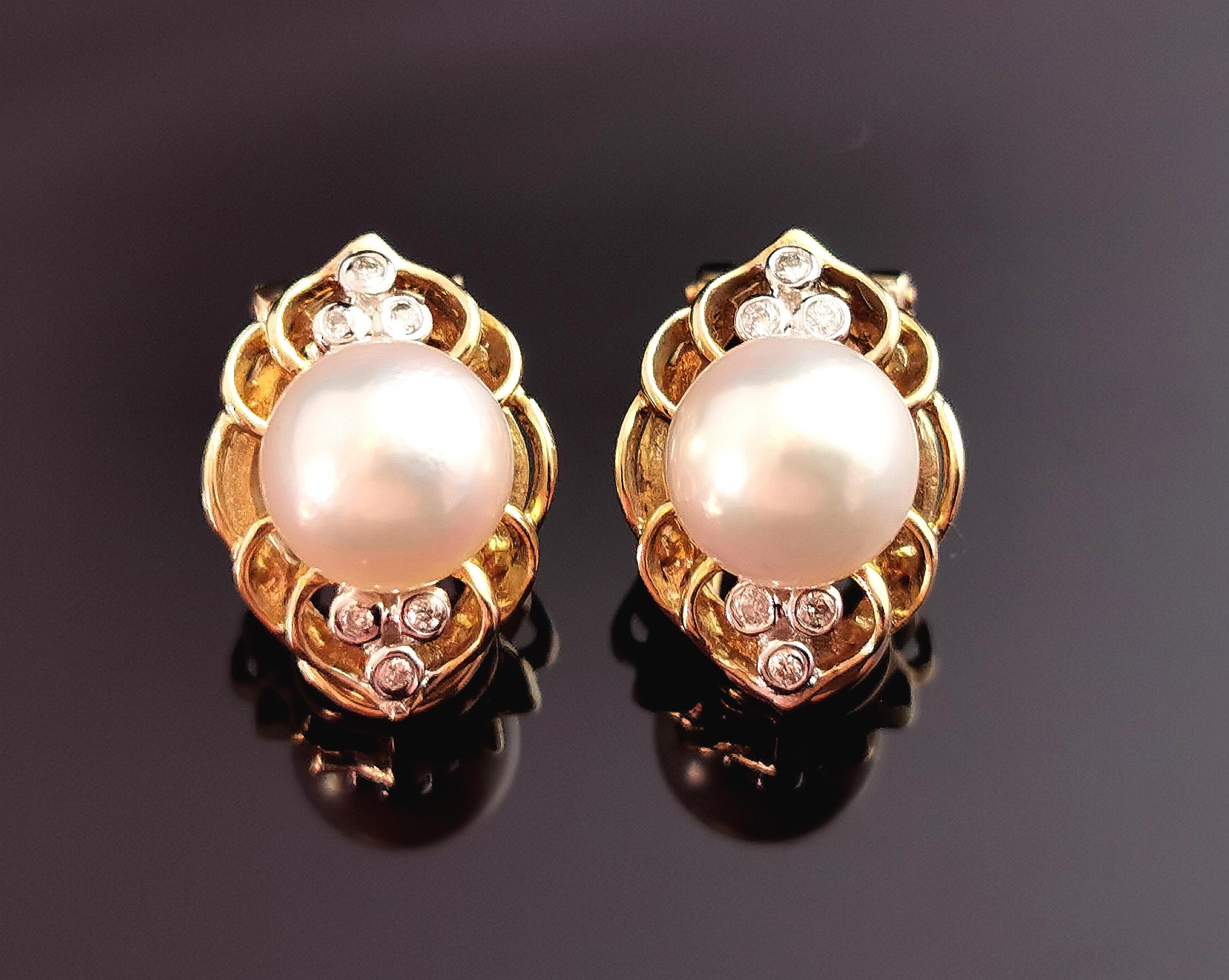 Retro Vintage Cultured Pearl and Diamond Clip Earrings, 9k Yellow Gold For Sale