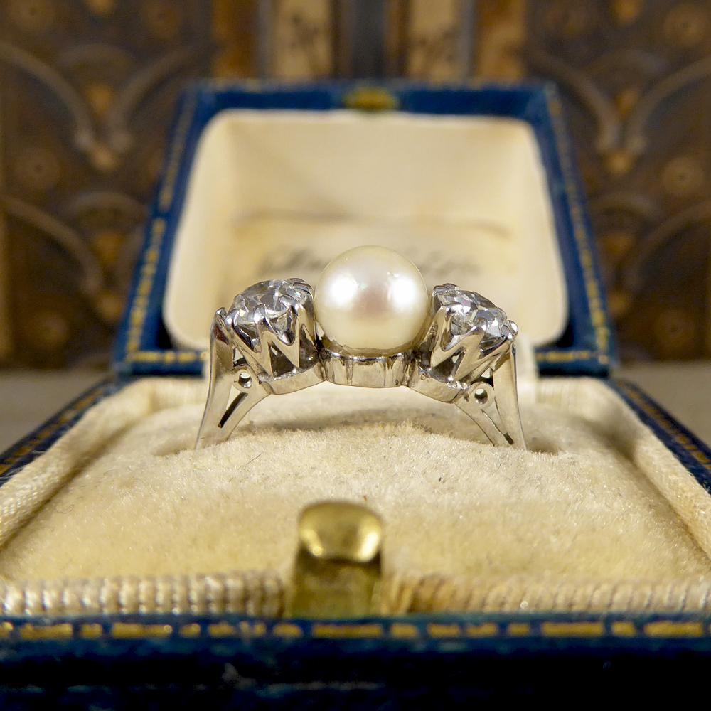 Vintage Cultured Pearl and Diamond Three-Stone ring in 18 Carat White Gold 5