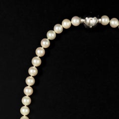 Vintage Cultured Pearl Strand Necklace Diamond-Set White Gold Clasp 20th Century