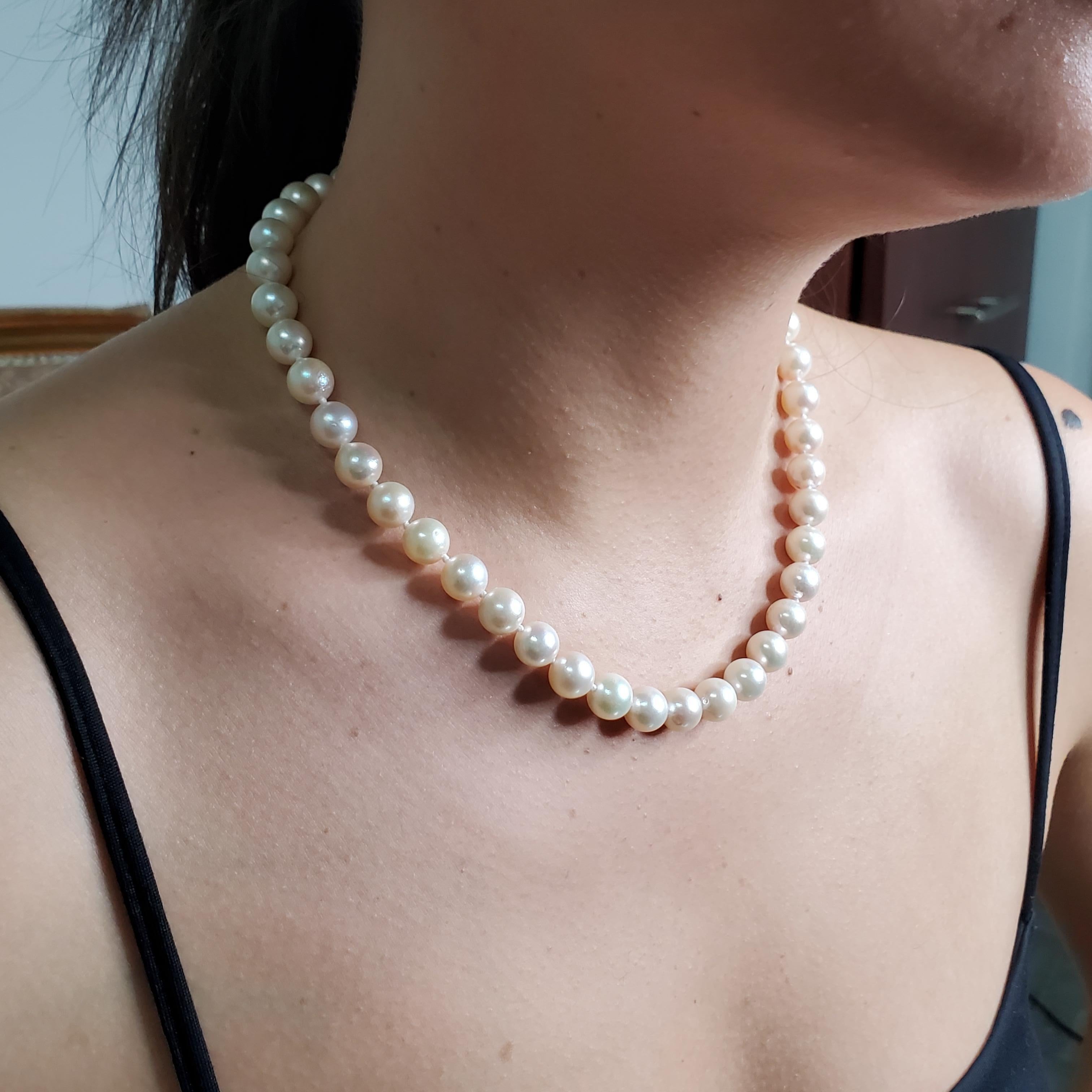 Women's Vintage Cultured White PEARL 9.25-9.50mm Strand 18