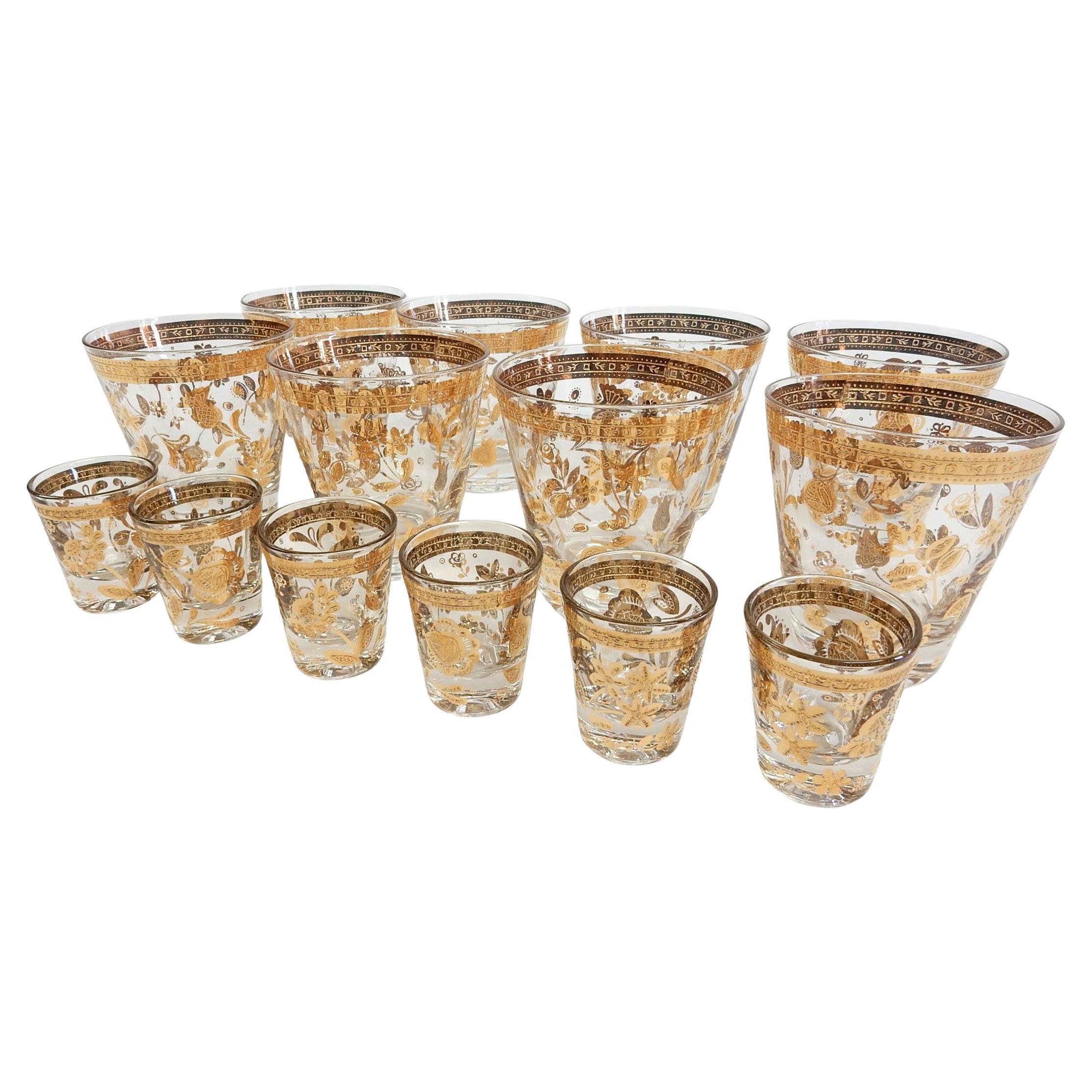 Set of 8 whiskey glasses and 6 shot glasses by Culver Ltd., circa 1960's.
They show little use and are all in very good condition.